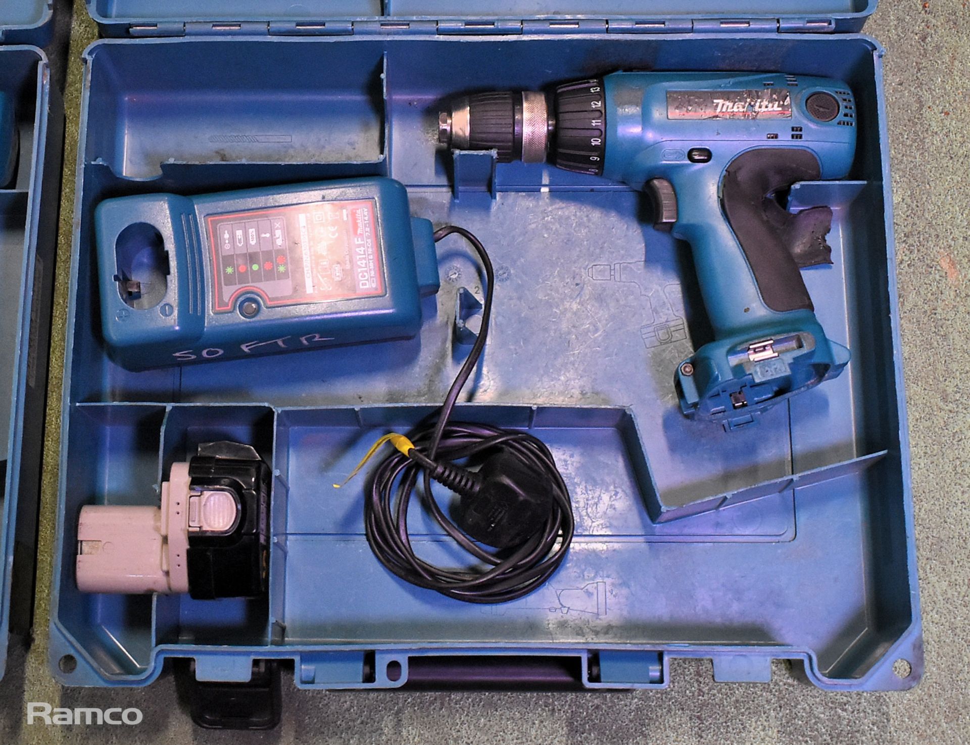 2x Makita 6317D cordless drills - DC1414F charger - 1x 12V battery - case - Image 5 of 8