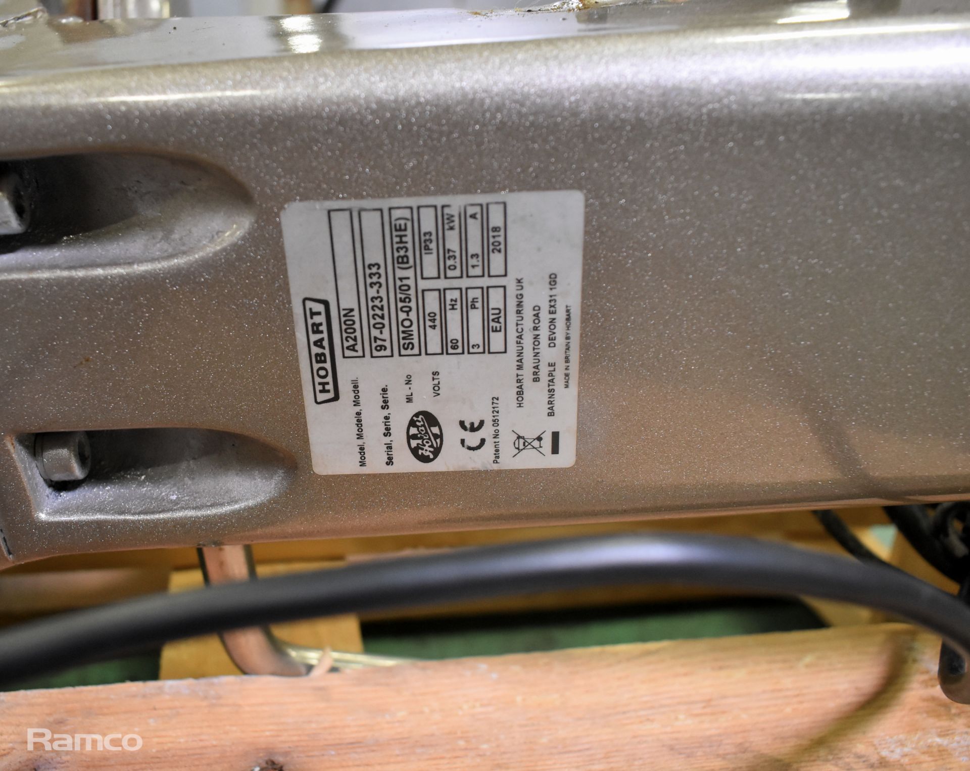 Hobart A200N 20L bench mixer - W 460 x D 560 x H 780mm - MISSING BOWL - NO ATTACHMENTS - Image 4 of 5