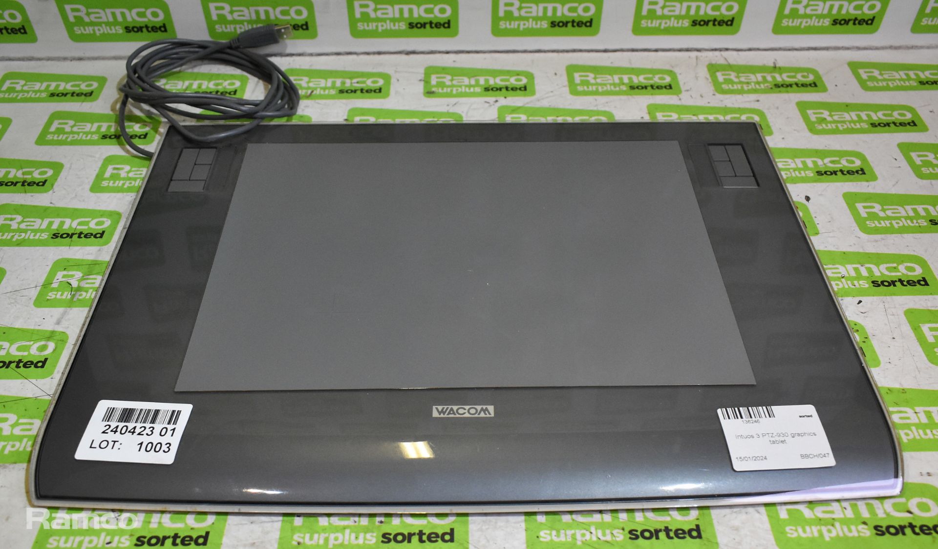 Intuos 3 PTZ-930 graphics tablet