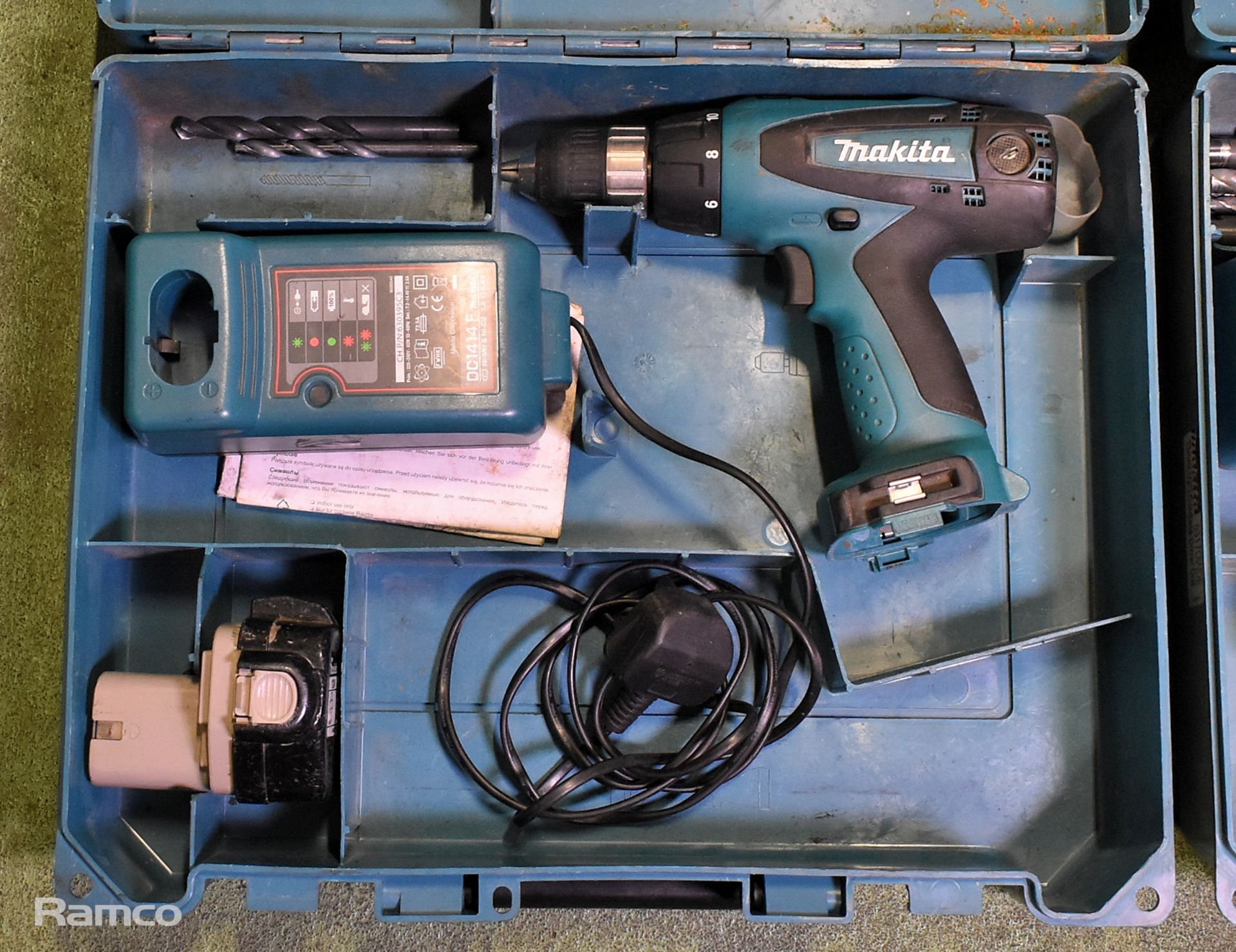 2x Makita 6317D cordless drills - DC1414F charger - 1x 12V battery - case - Image 2 of 8