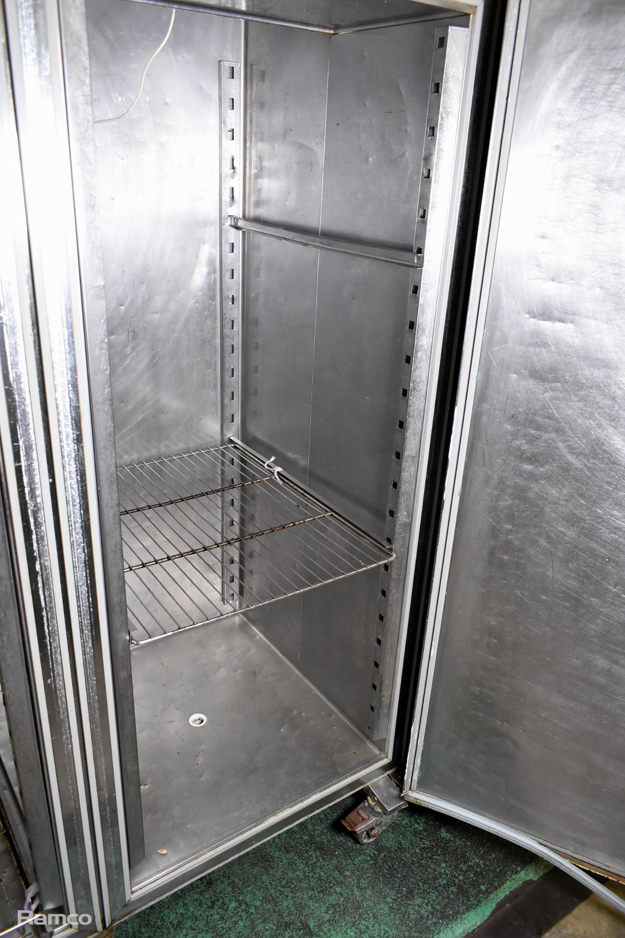 Friulinox AR14/2 stainless steel double door upright fridge - W 1440 x D 800 x H 1980mm - Image 5 of 7