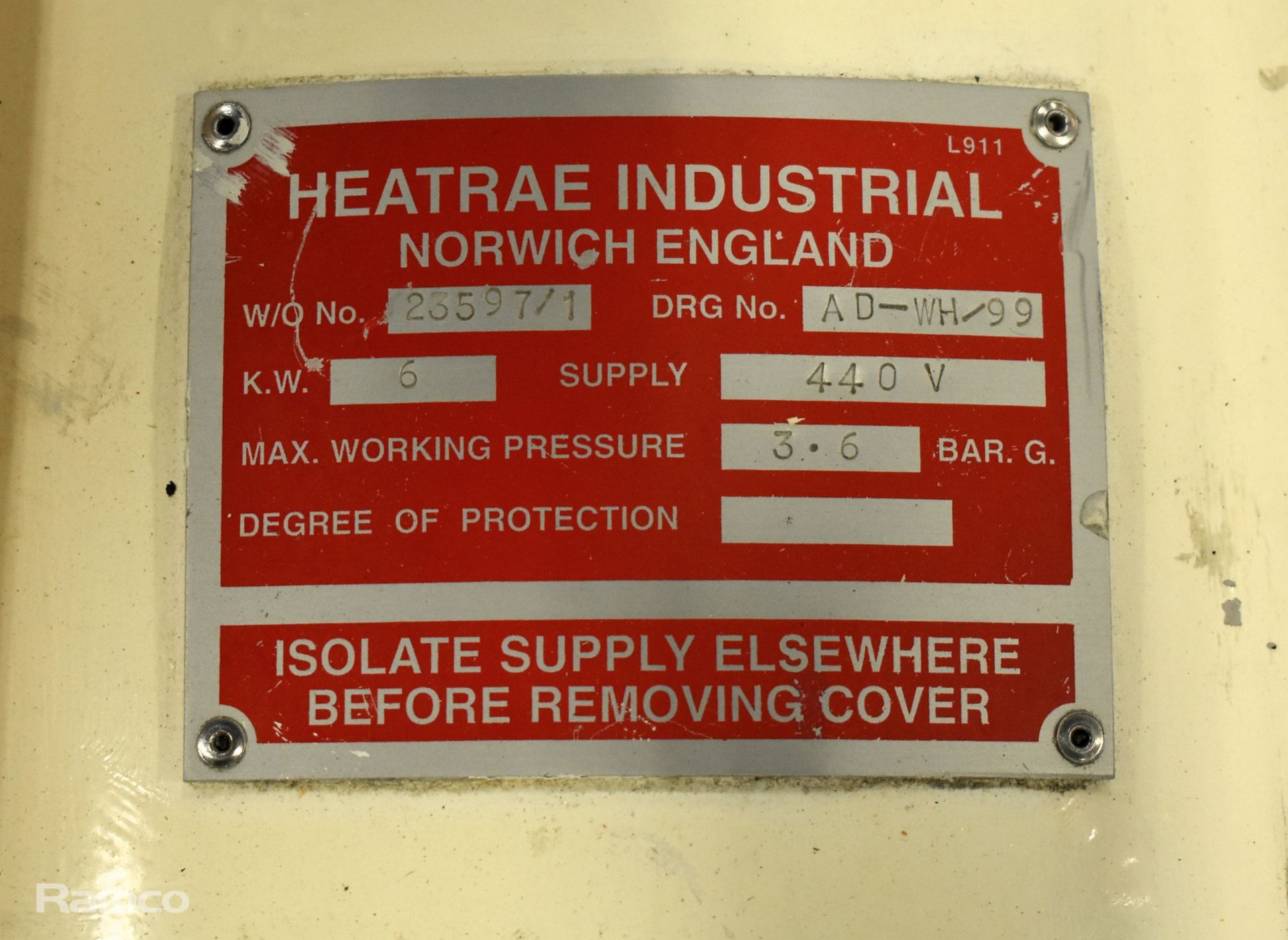 Heatrae Industrial AD-WH-99 electric water heater - 440V - 6 kW - W 370 x D 470 x H 1050mm - Image 3 of 4