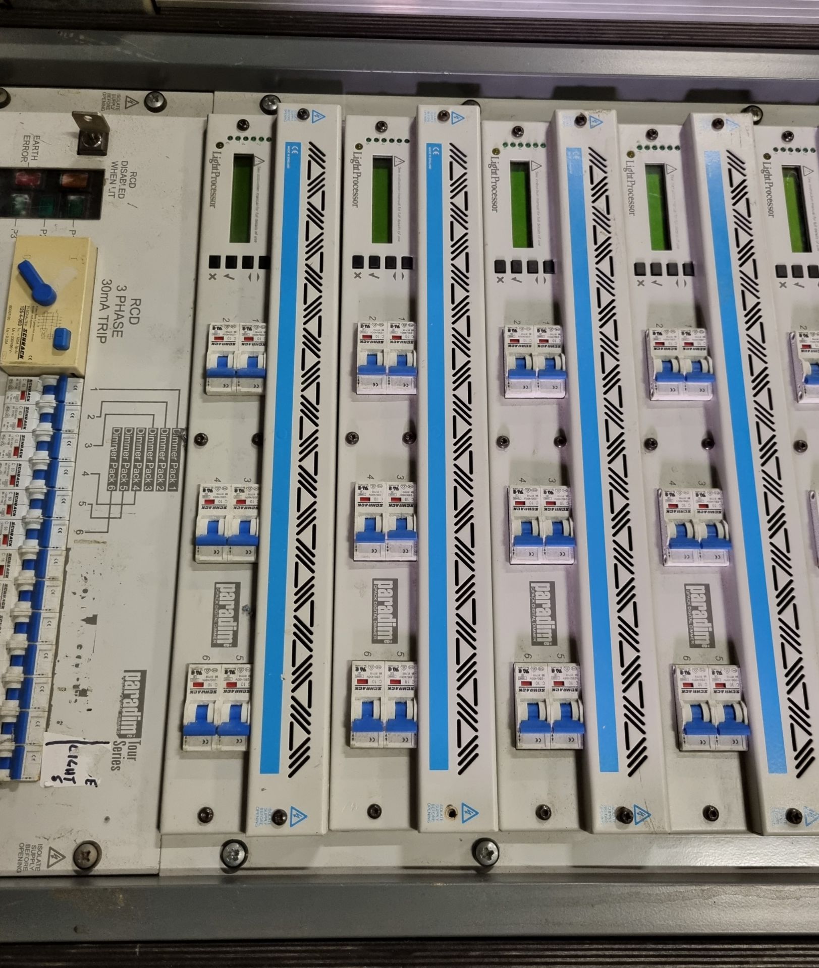 Paradime Qpack 36 channel dimmer + 6 hot rack, soca outputs, 125A 3p input/thru with patch cables - Image 7 of 9