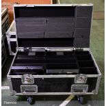 4x Chroma-Q Color Force 12 LED fixture lights and 3x power cables with flight case - 1x FAULTY LIGHT