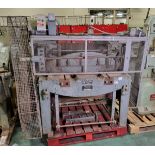 A.J Morgan & Sons Limited sheet metal guillotine - capacity: 14 gauge mild steel - L 1850 x W 950