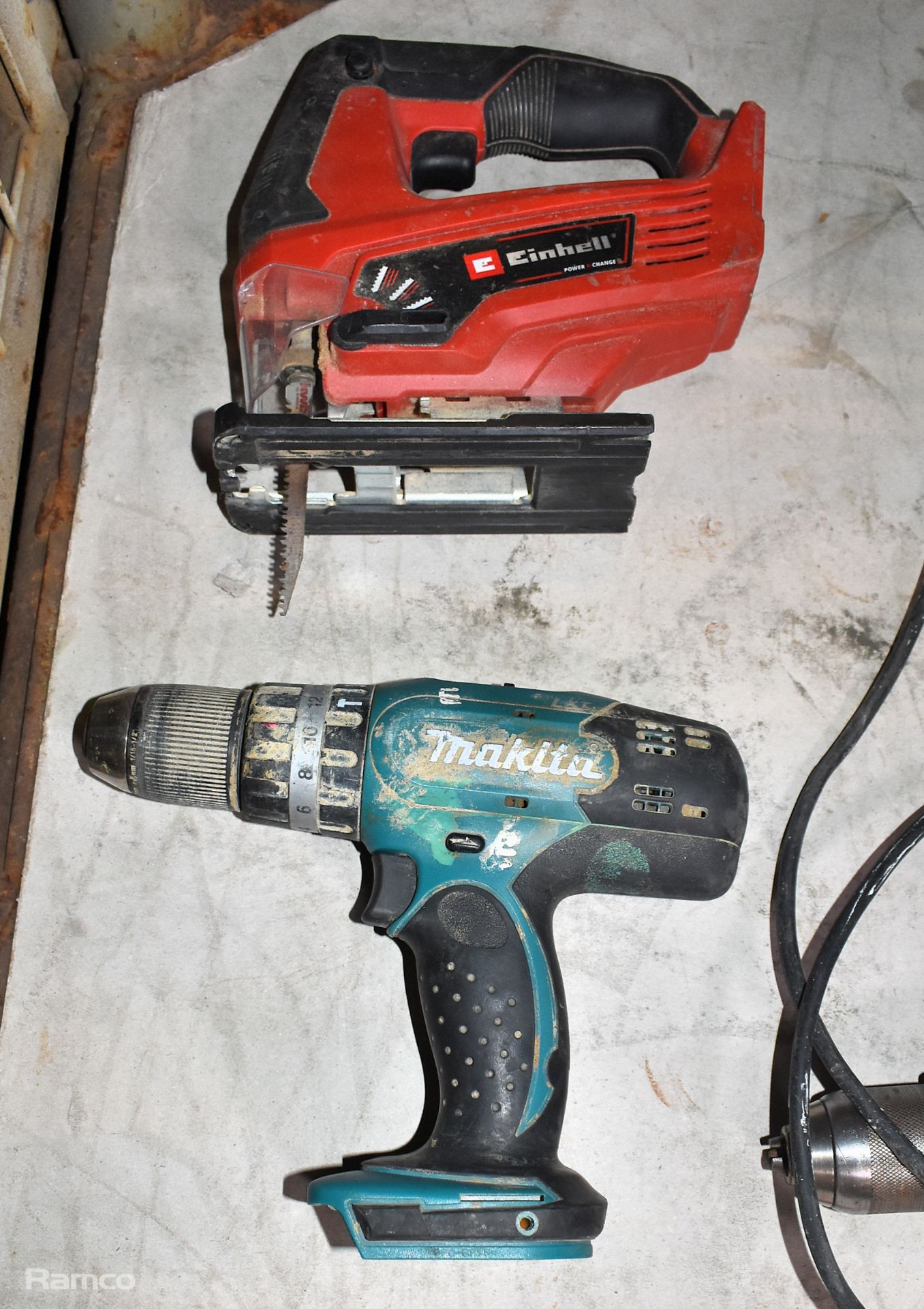 Cordless power tools - Milwaukee, Dewalt and Makita and Milwaukee C1228 DCR radio - Image 6 of 10