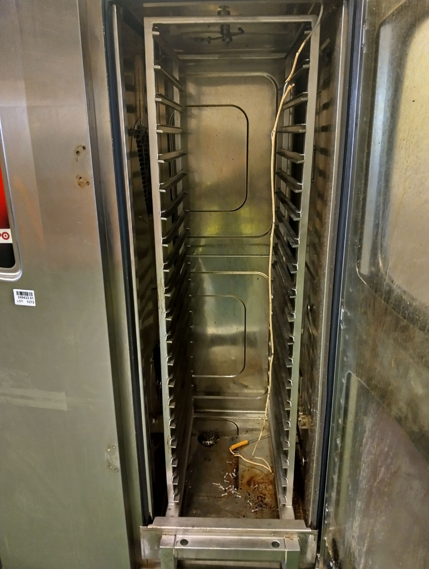 Angelo PO Rationale FM2011E3 stainless steel 20 grid combi oven - MISSING DOOR HANDLES - Image 3 of 5