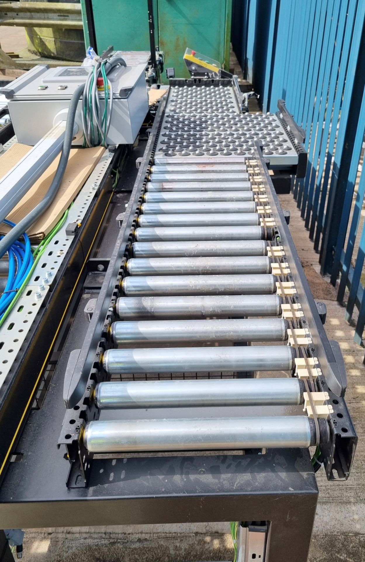 Interroll powered triple roller conveyor system with RM 8731 transfer plates and control panel - Image 11 of 14