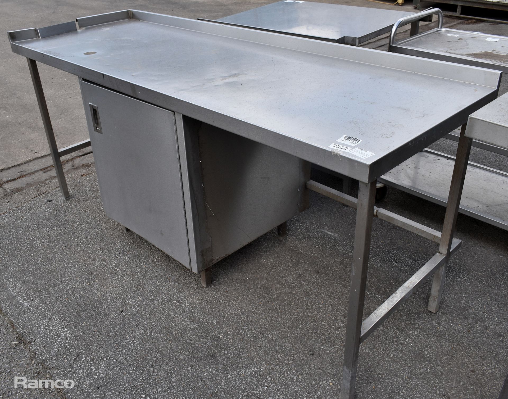 Stainless steel work surface with under counter cupboard - W 2000 x D 700 x H 830mm - Bild 4 aus 4