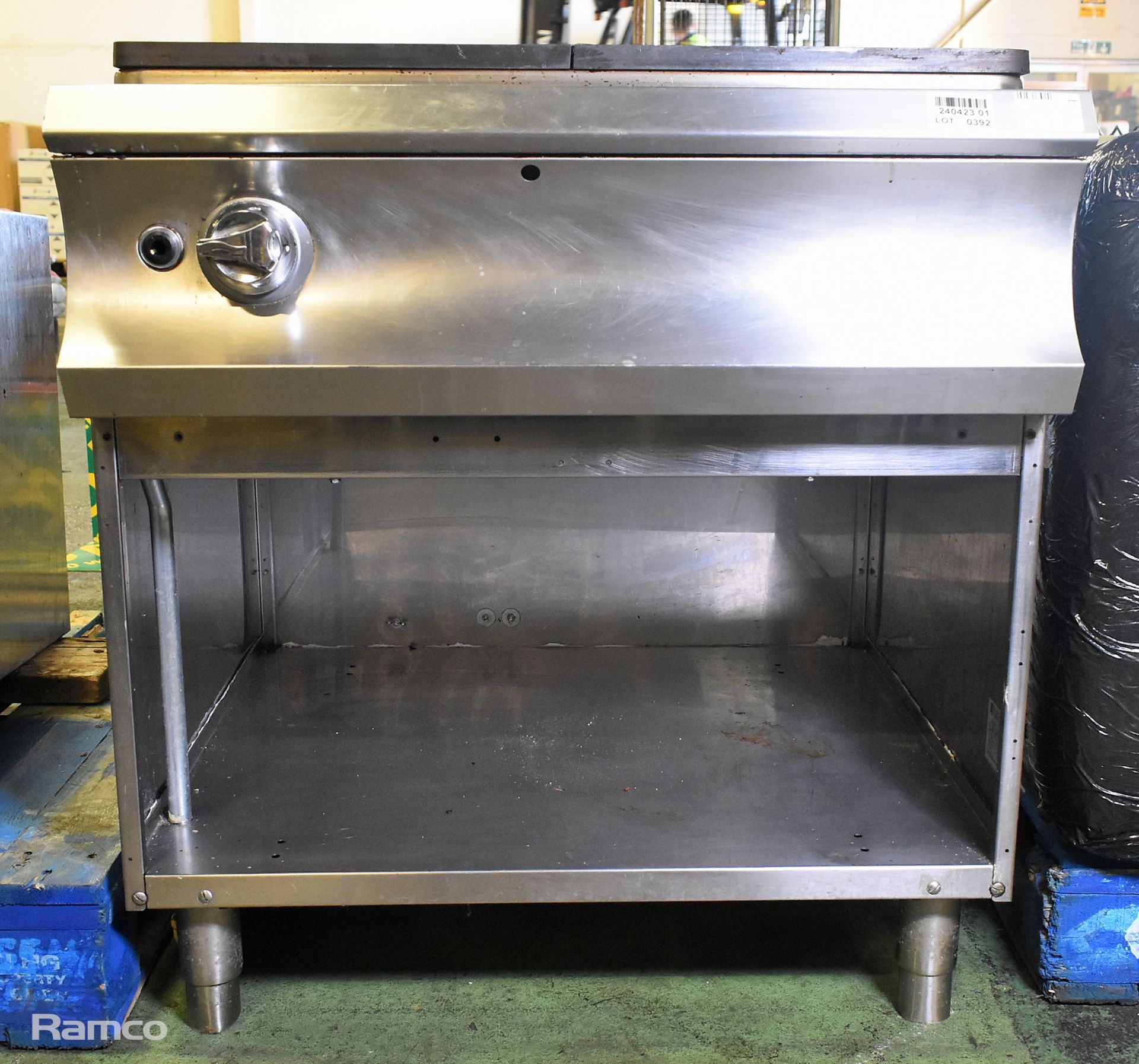Hobart GTA998 stainless steel solid top gas cooker - W 800 x D 1000 x H 930mm - Image 2 of 7