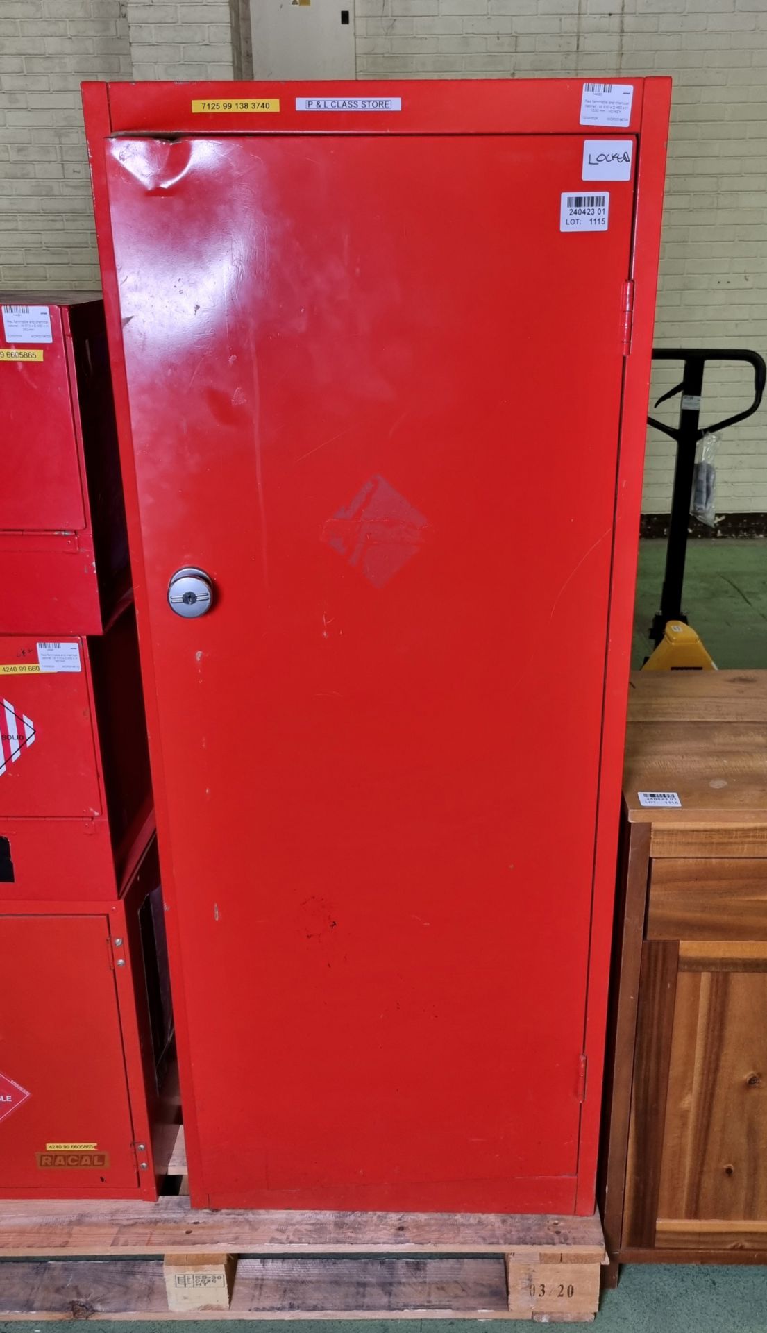 Red flammable and chemical cabinet - W 610 x D 460 x H 1530 mm - DAMAGED - AS SPARES