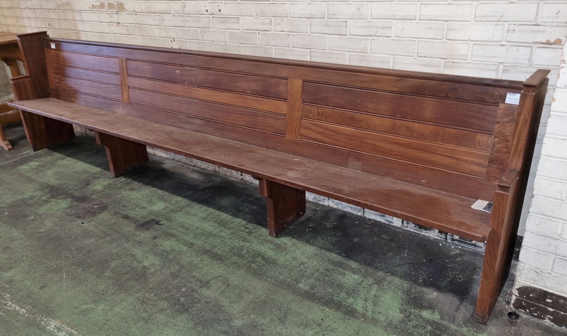 Wooden church pew - L 3570 x W 450 x H 900mm - Image 3 of 6