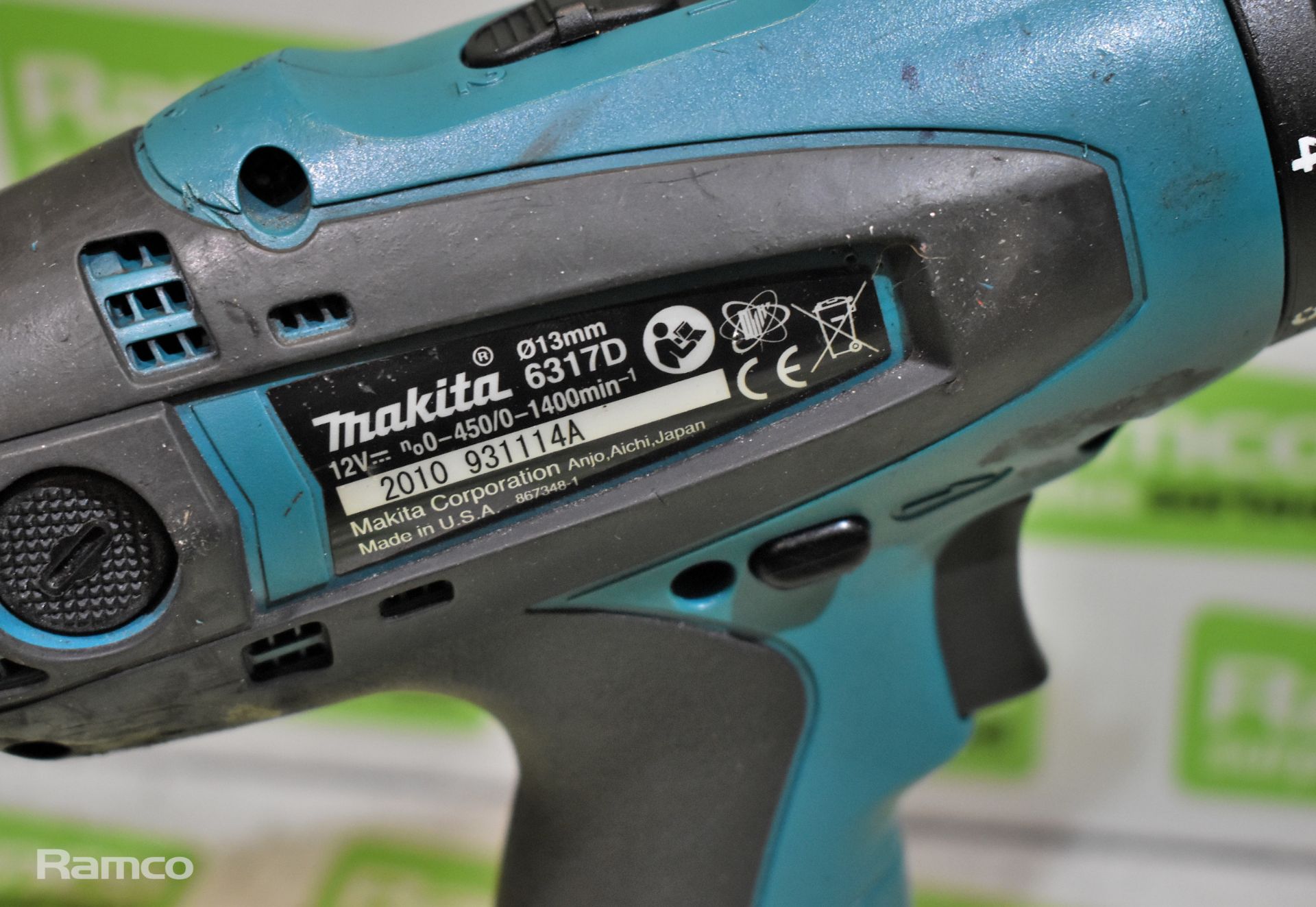 2x Makita 6317D cordless drills - DC1414T charger - 1x 12V battery - case - Image 4 of 7