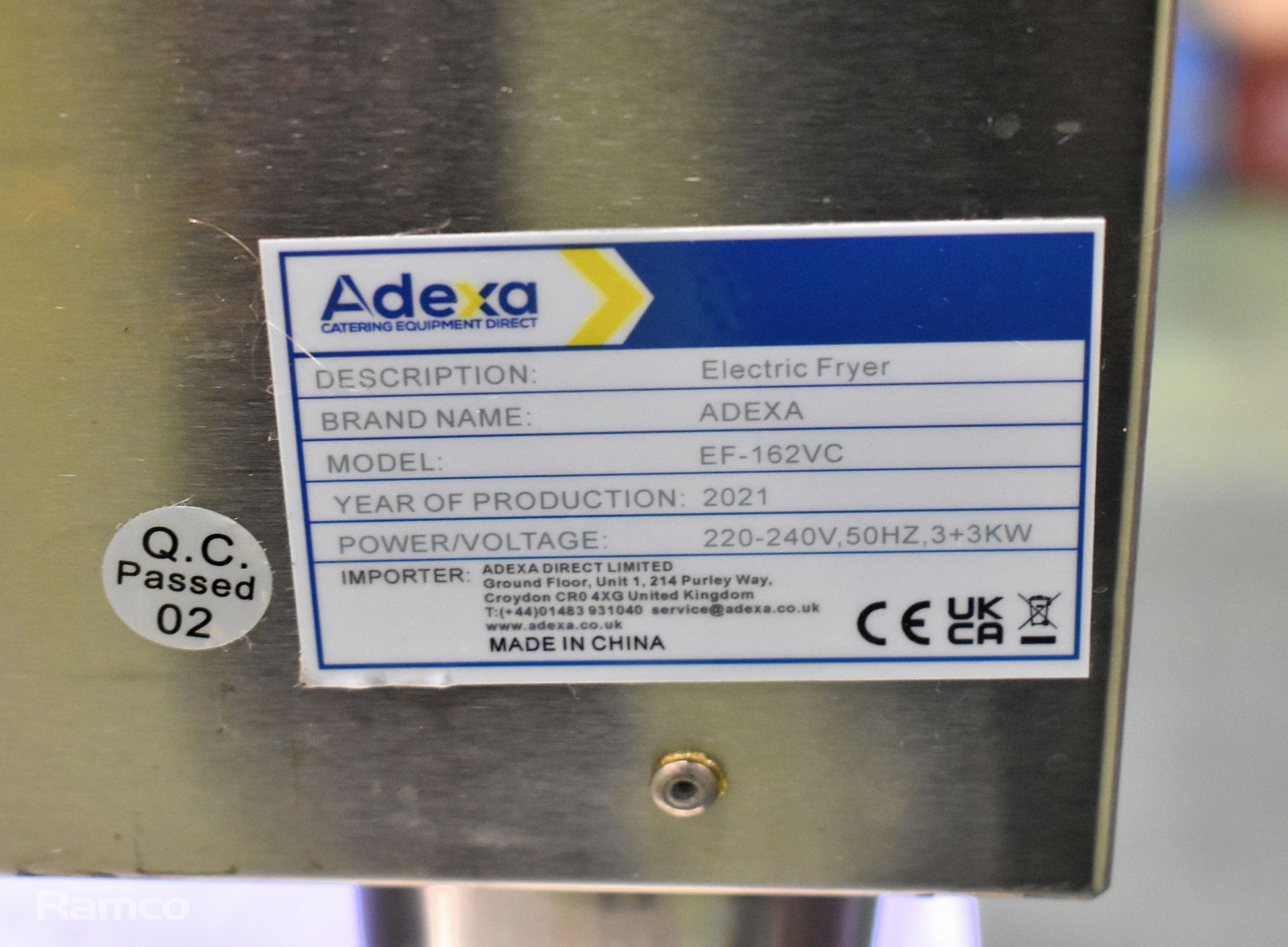 Adexa EF-162VC electric fryer with stand - 220-240v - W 770 x D 620 x H 1480 mm - Image 10 of 11