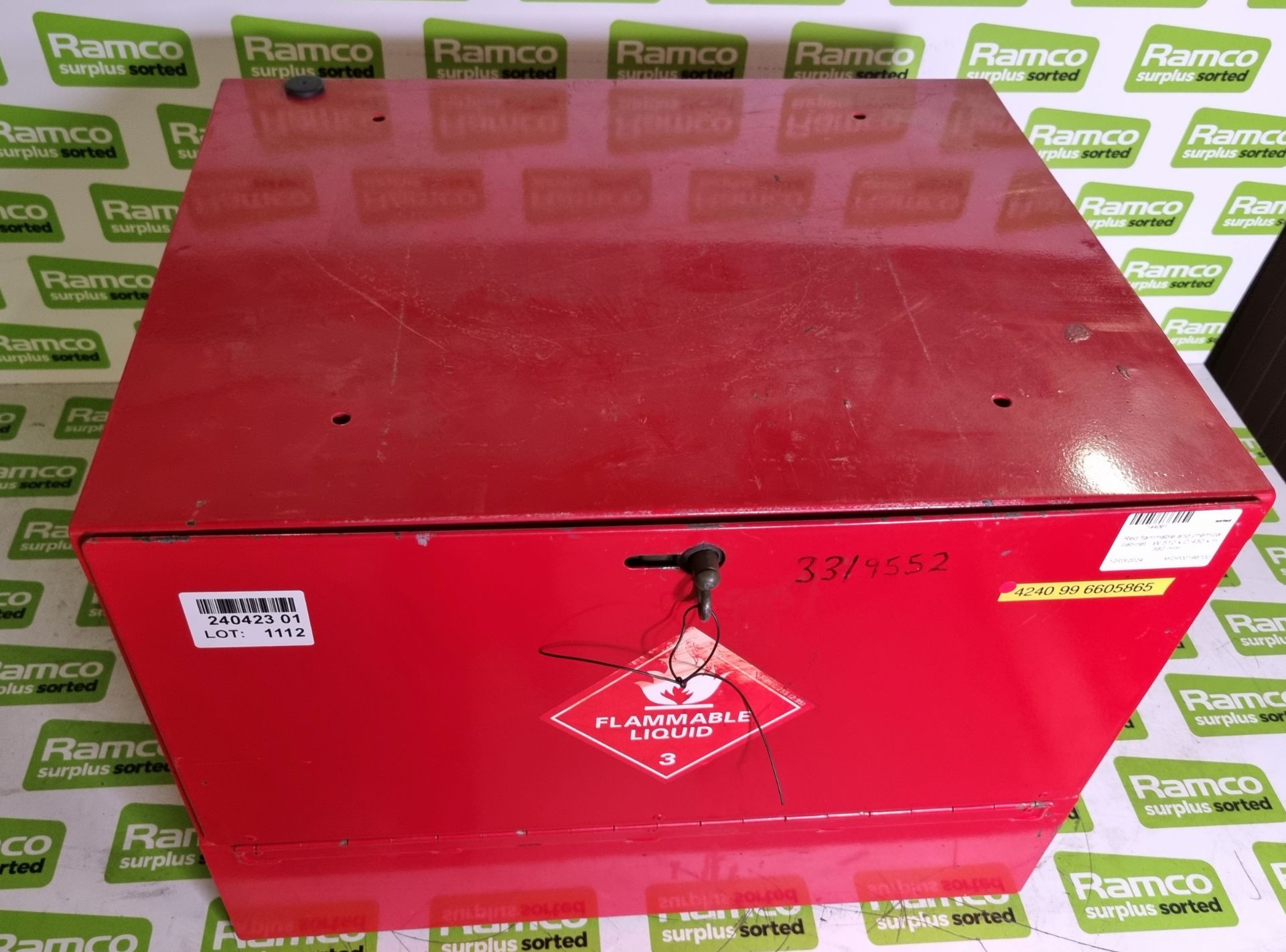 Red flammable and chemical cabinet - W 510 x D 430 x H 380 mm - Image 2 of 4
