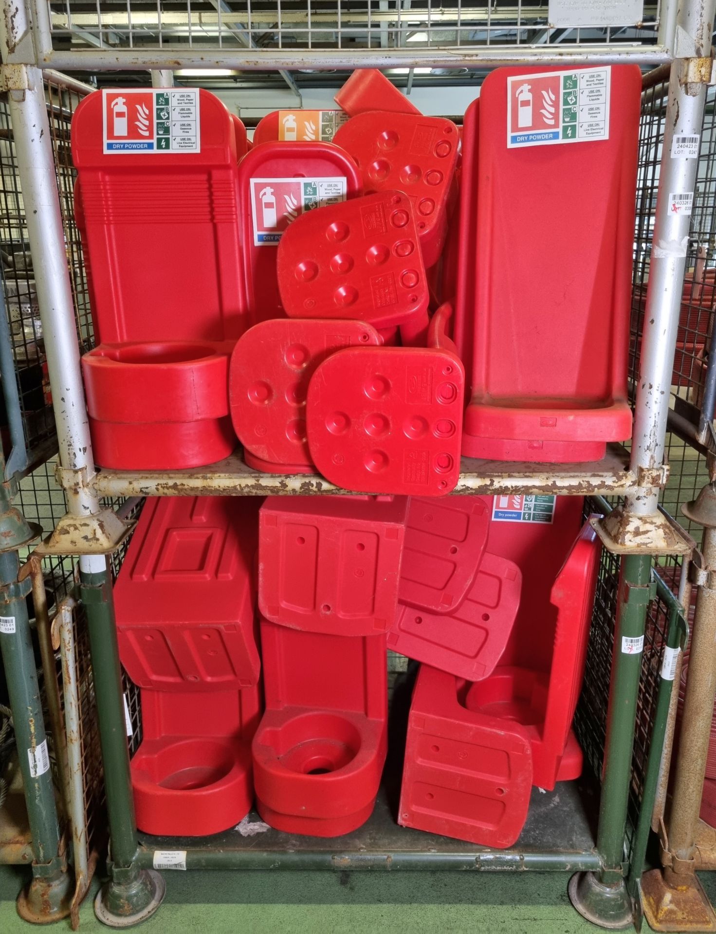 43x Plastic fire extinguisher stands