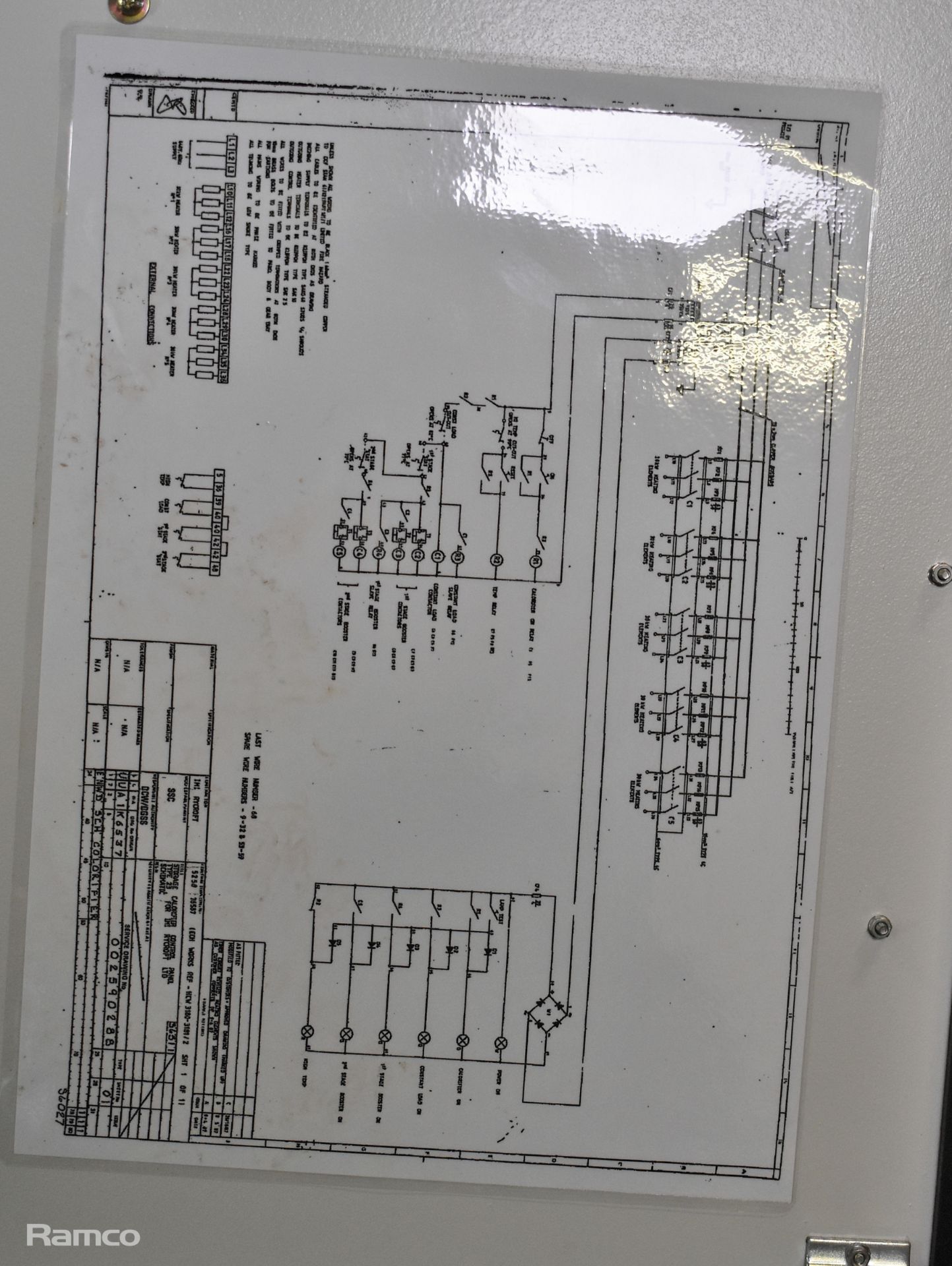 Rycroft panel control calorifier - W 630 x D 320 x H 1000mm - Image 5 of 6