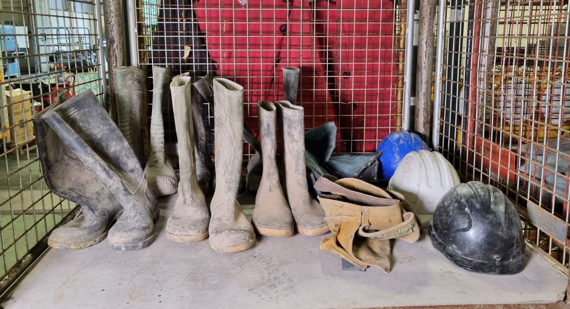 Workwear- hardhats, wellington boots & tool belts