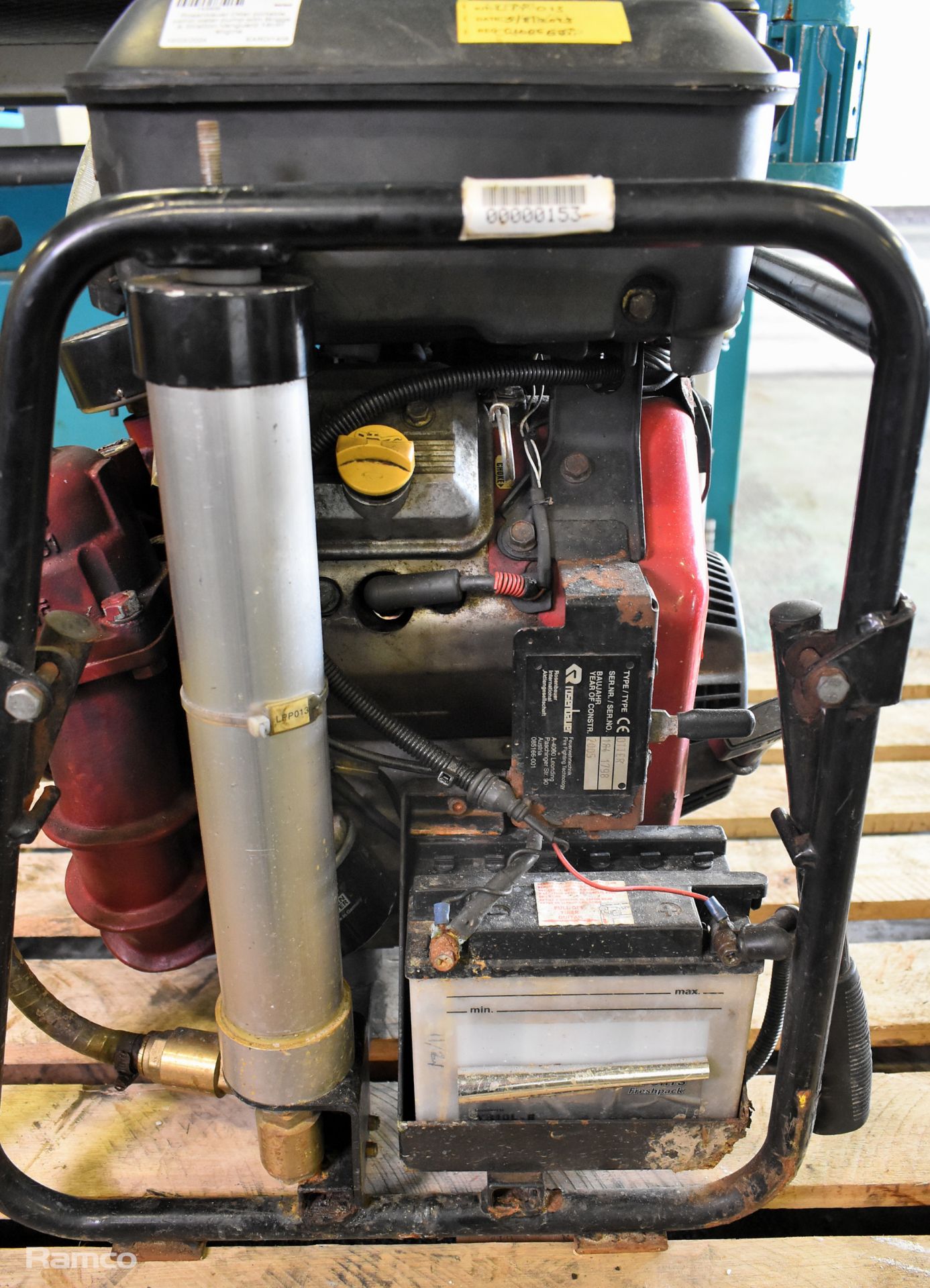 Rosenbauer Otter portable petrol water pump with Briggs & Stratton Vanguard 18HP engine - Image 10 of 12