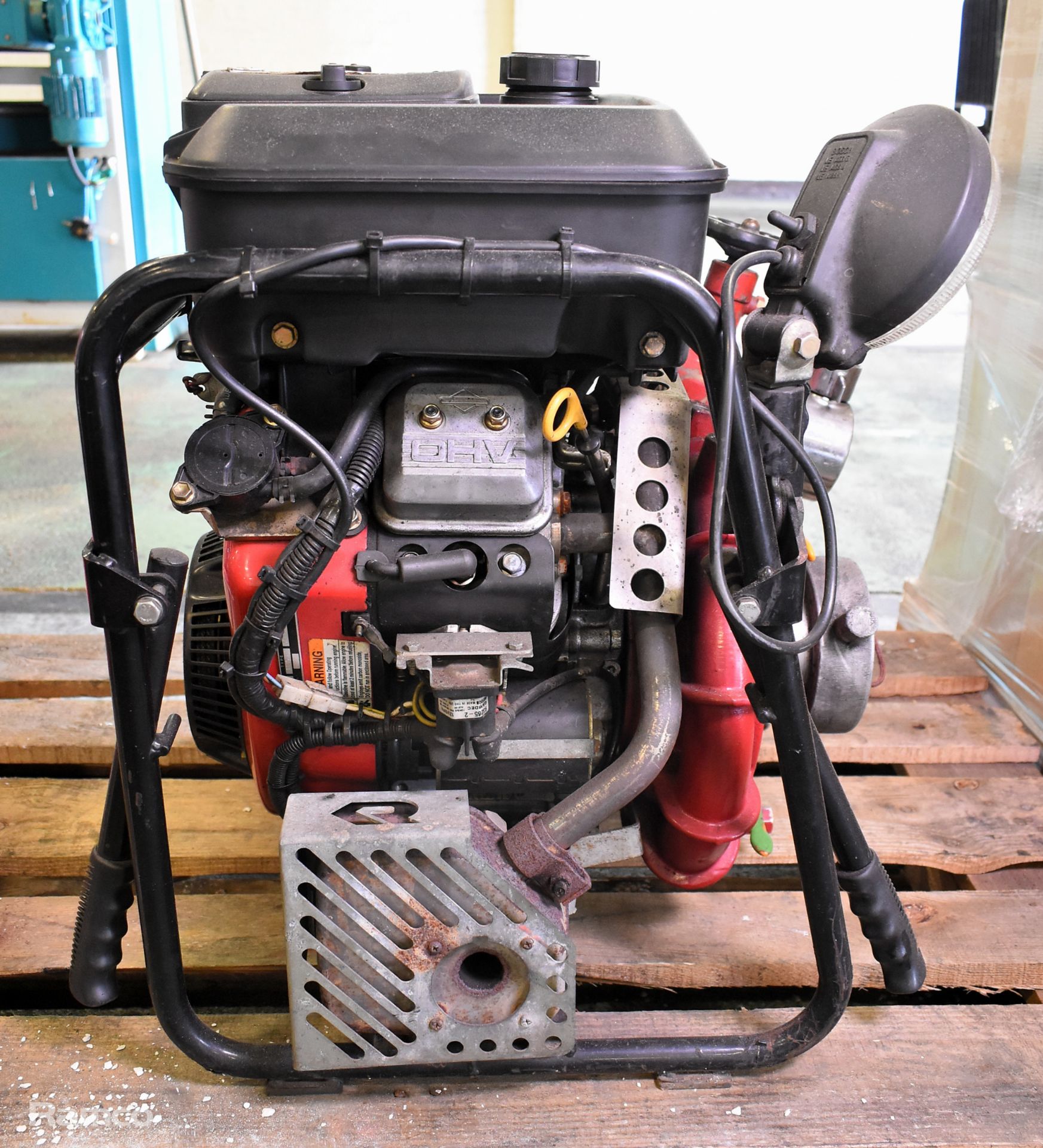 Rosenbauer Otter portable petrol water pump with Briggs & Stratton Vanguard 18HP engine - Image 3 of 8