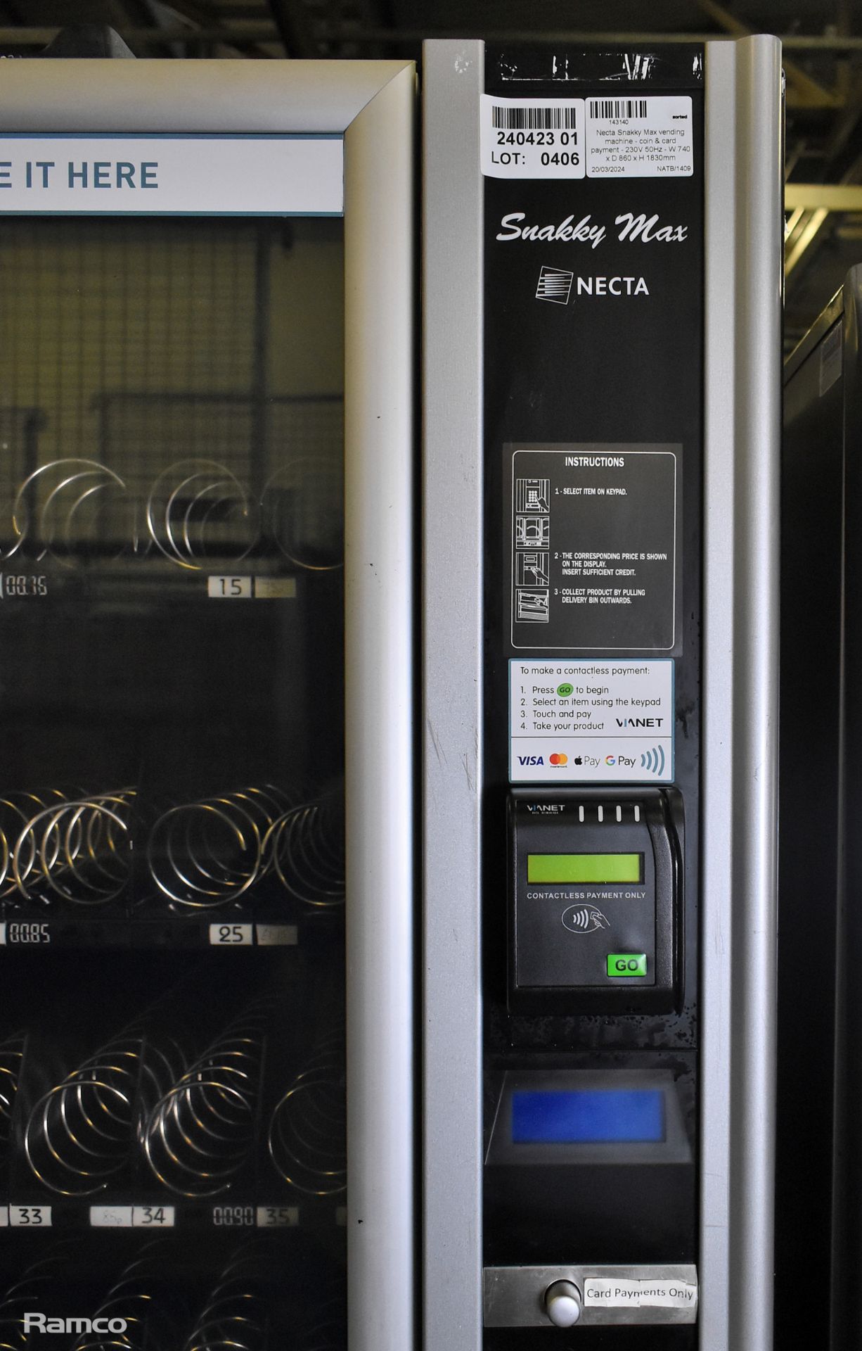 Necta Snakky Max vending machine - (no key) coin & card payment - 230V - 50Hz - Image 2 of 5