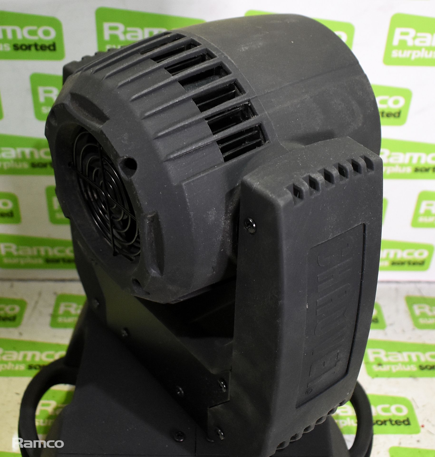 Chauvet Pro Rogue R1 beam wash 7 x 40W LED moving head light unit - Image 4 of 6