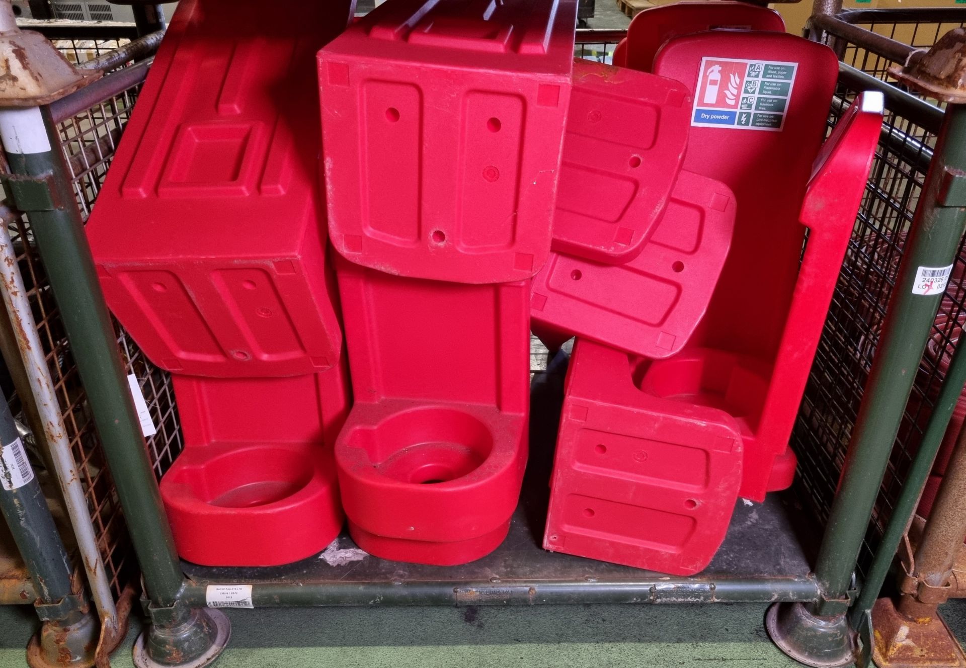43x Plastic fire extinguisher stands - Image 3 of 5