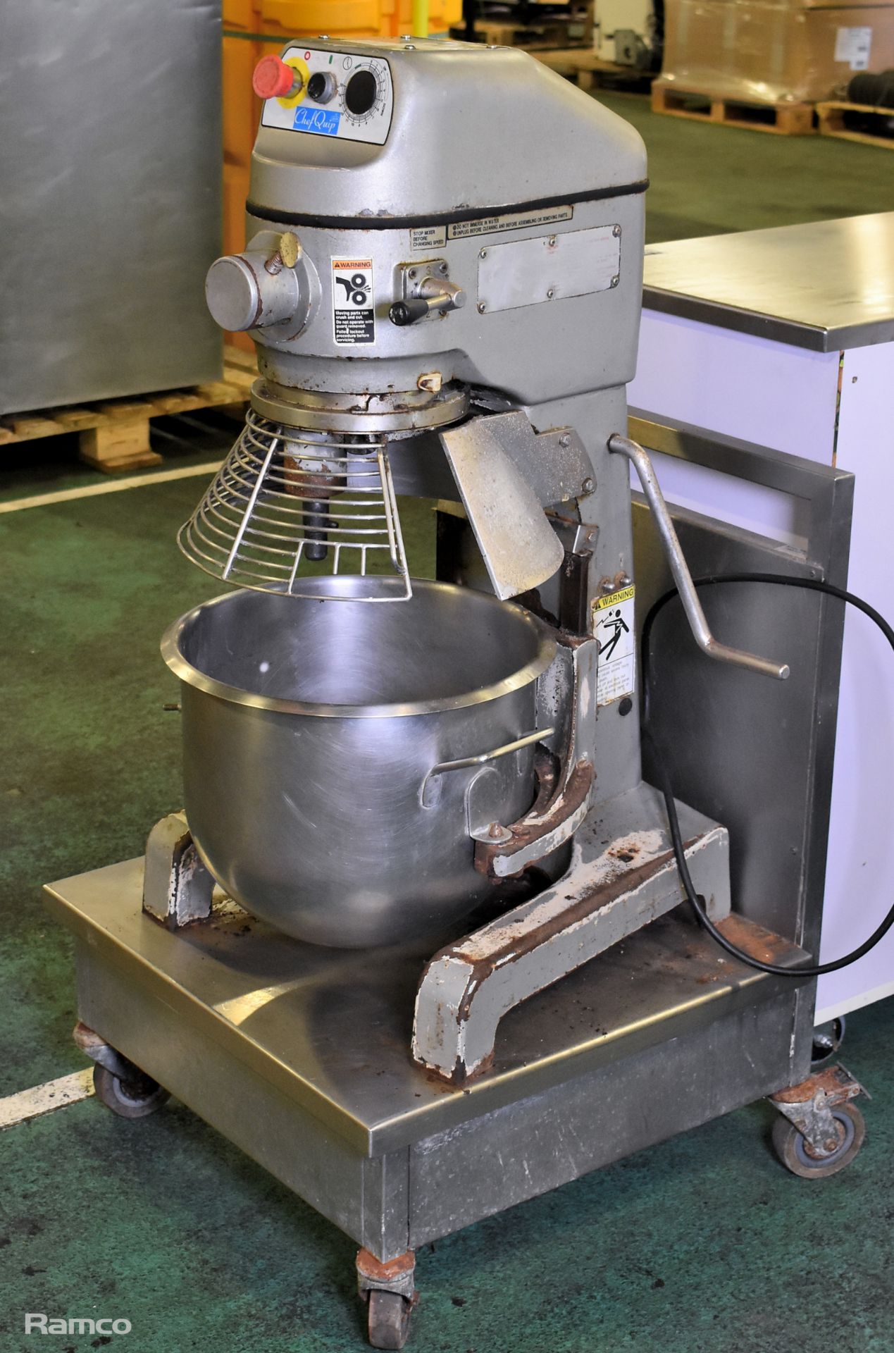 Spar 22H stand mixer with bowl and dough hook on stainless steel trolley - Image 3 of 8