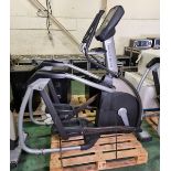 Matrix E-1X elliptical cross trainer - Slight rust on cross bars L 178 x W 74 x H 174cm