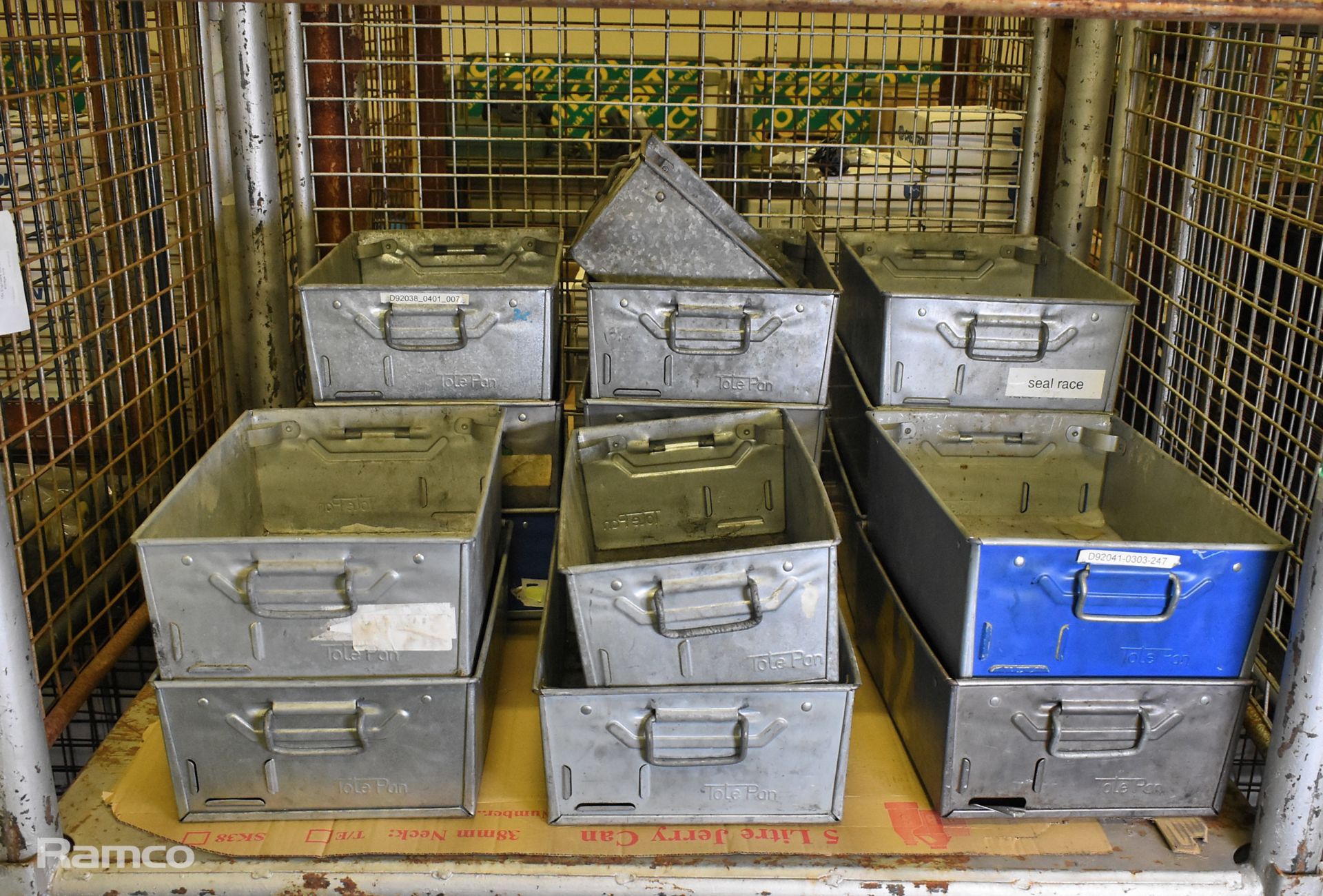 16x engineers tote pan storage bins