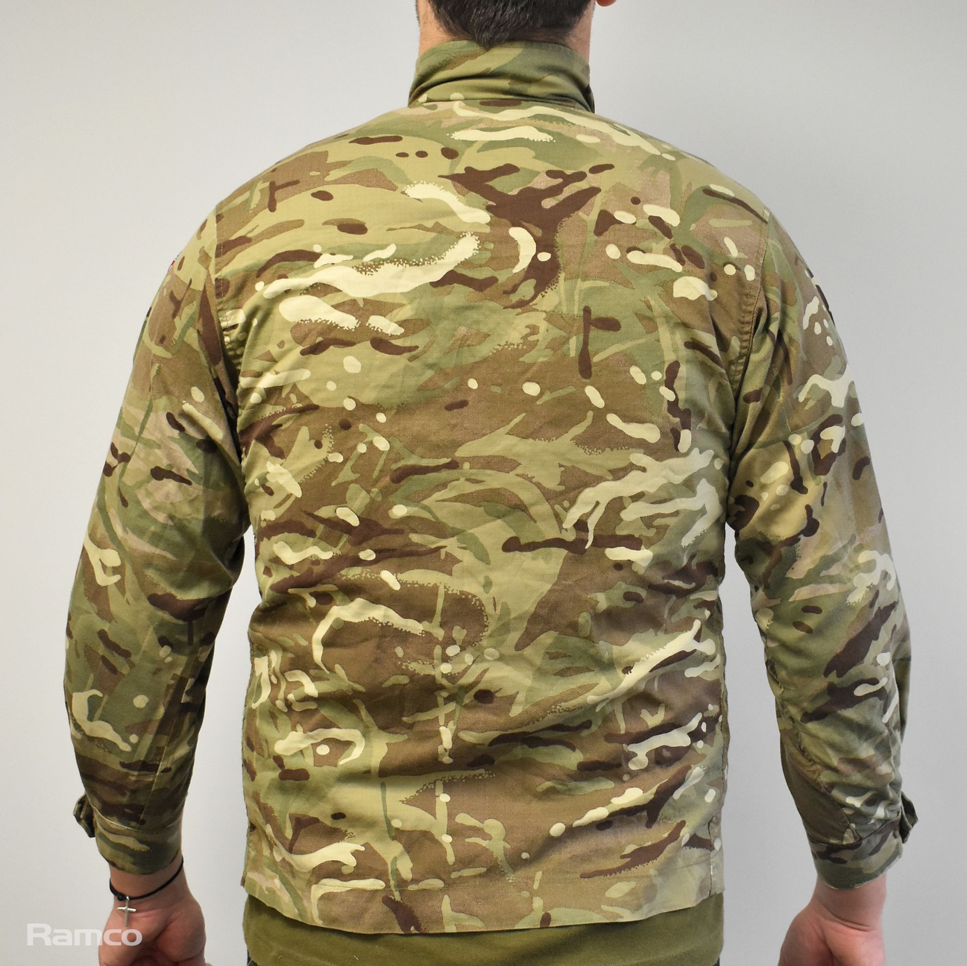 100x British Army MTP shirts barrack- mixed grades and sizes - Image 3 of 9