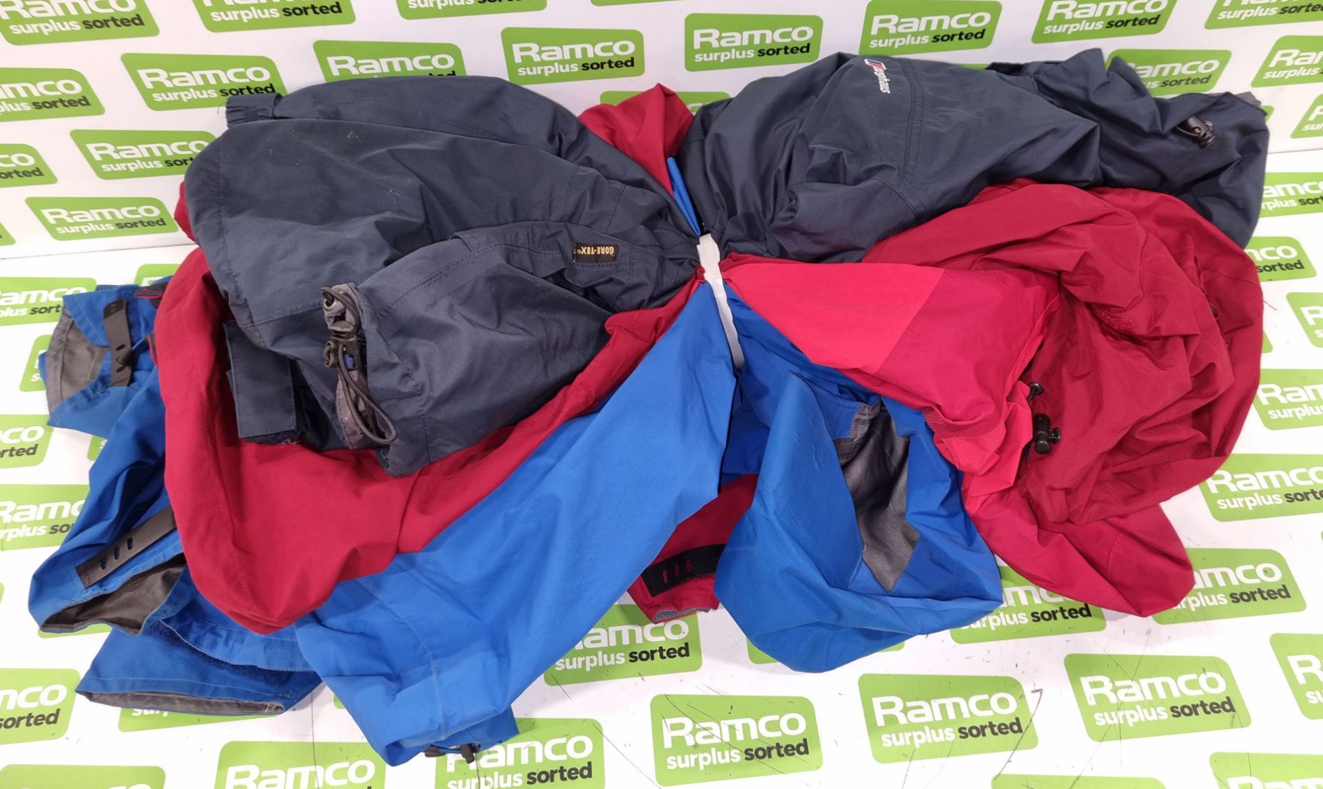 15x Hiking jackets with Gore-tex - Mountain & Rab - mixed grades and sizes - Image 5 of 5