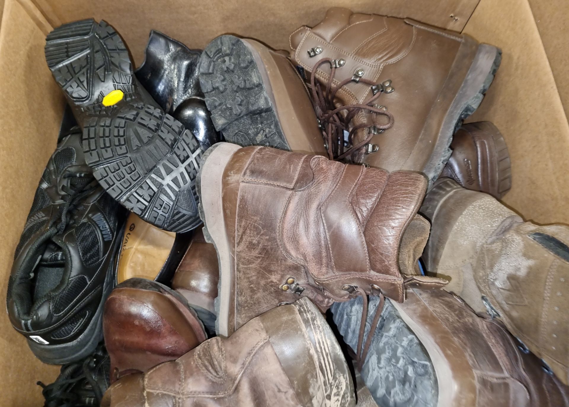 30x pairs of Various boots - Magnum Haix YDS - mixed grades and sizes - Image 2 of 4