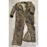 Various types of ex-military clothing - 145kg