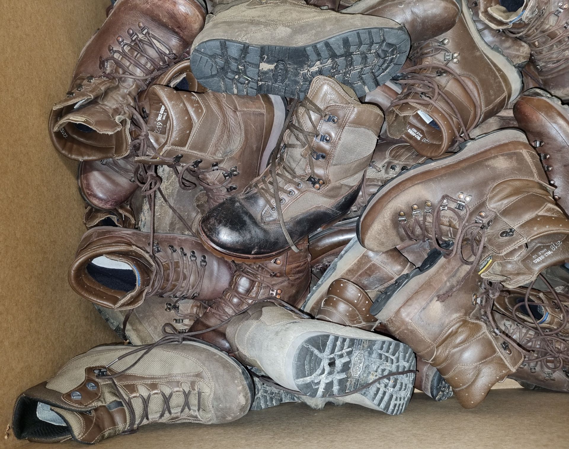 50x pairs of Various Boots including Magnum, Iturri & YDS - mixed grades and sizes - Image 5 of 5