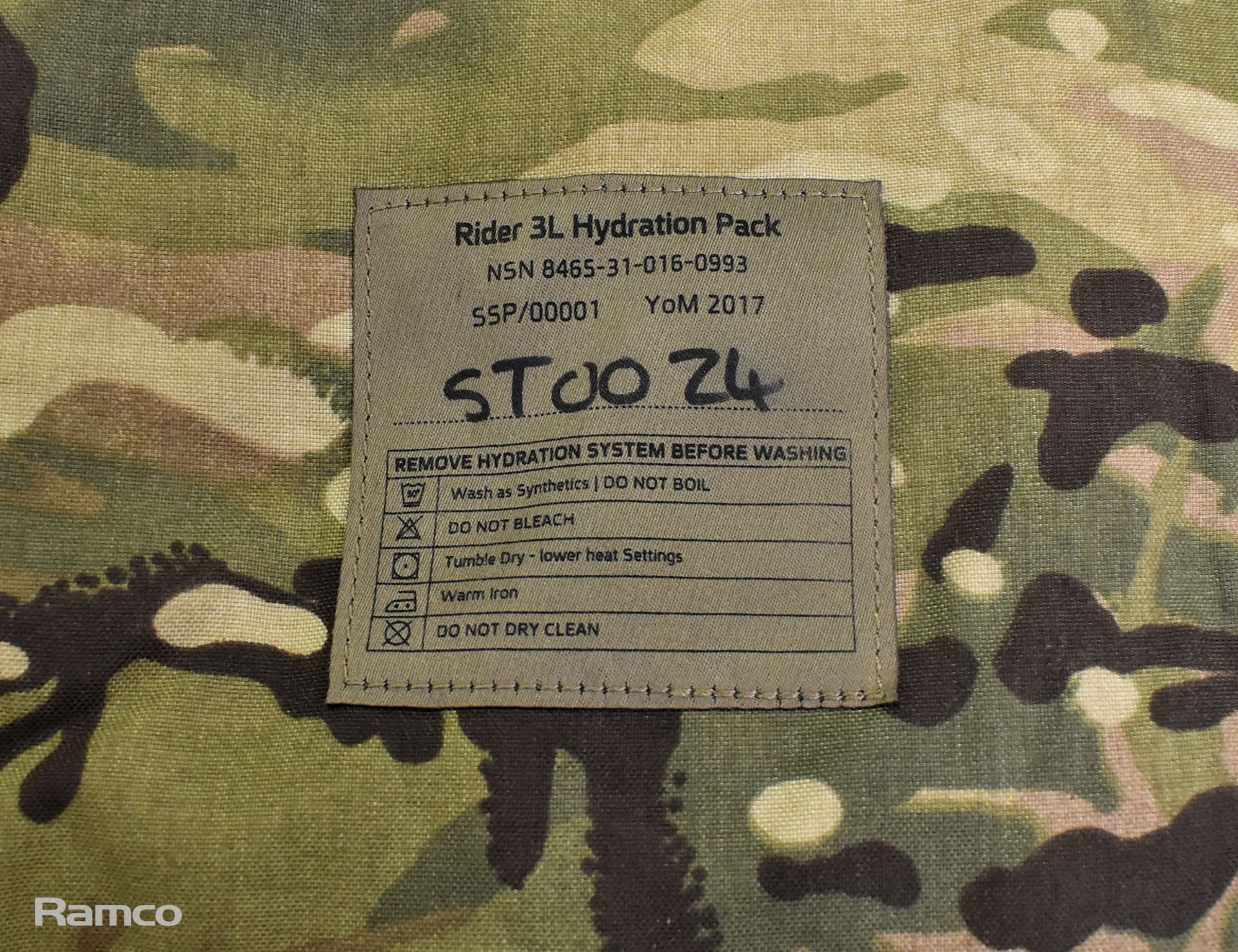 British Army cold weather caps, combat hats, 3L hydration packs - see description for details - Image 12 of 13