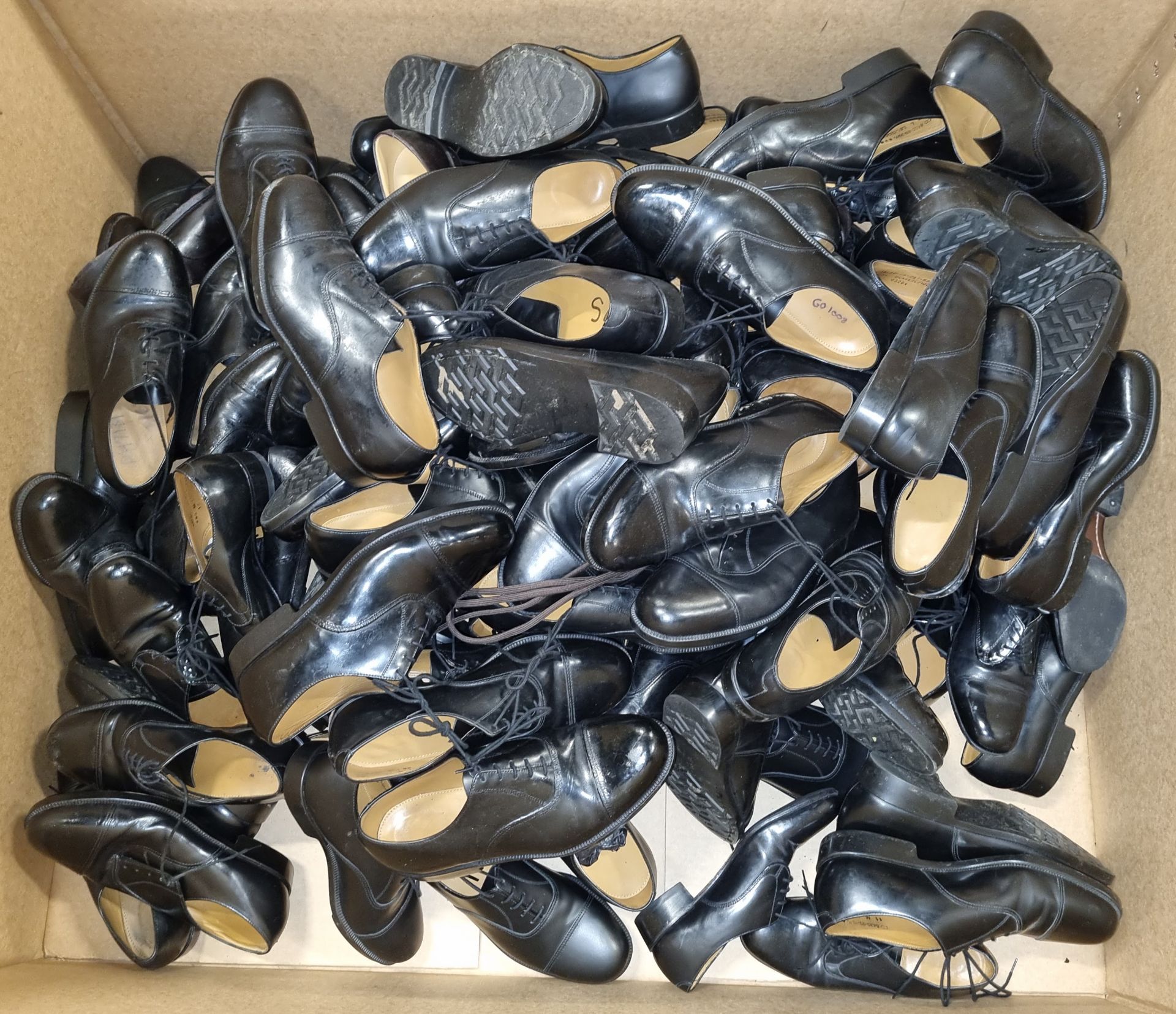 50x pairs of various shoes - different makes & sizes - mixed grades