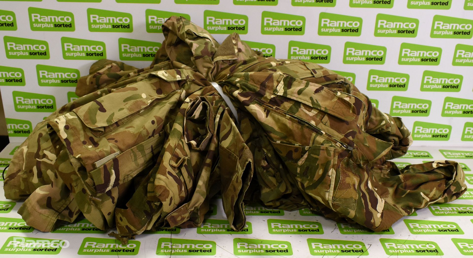 75x British Army MTP windproof smocks - mixed grades and sizes - Bild 10 aus 11