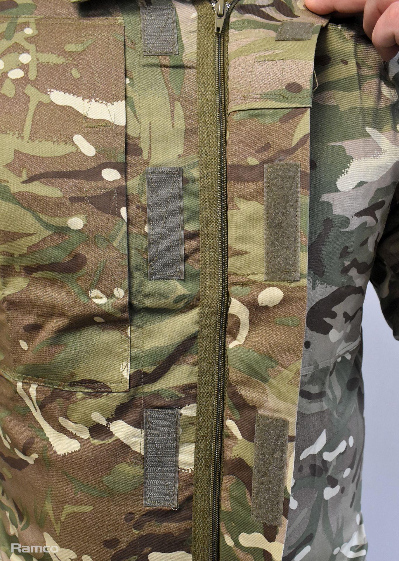 100x British Army MTP combat jackets - mixed types - mixed grades and sizes - Bild 6 aus 11