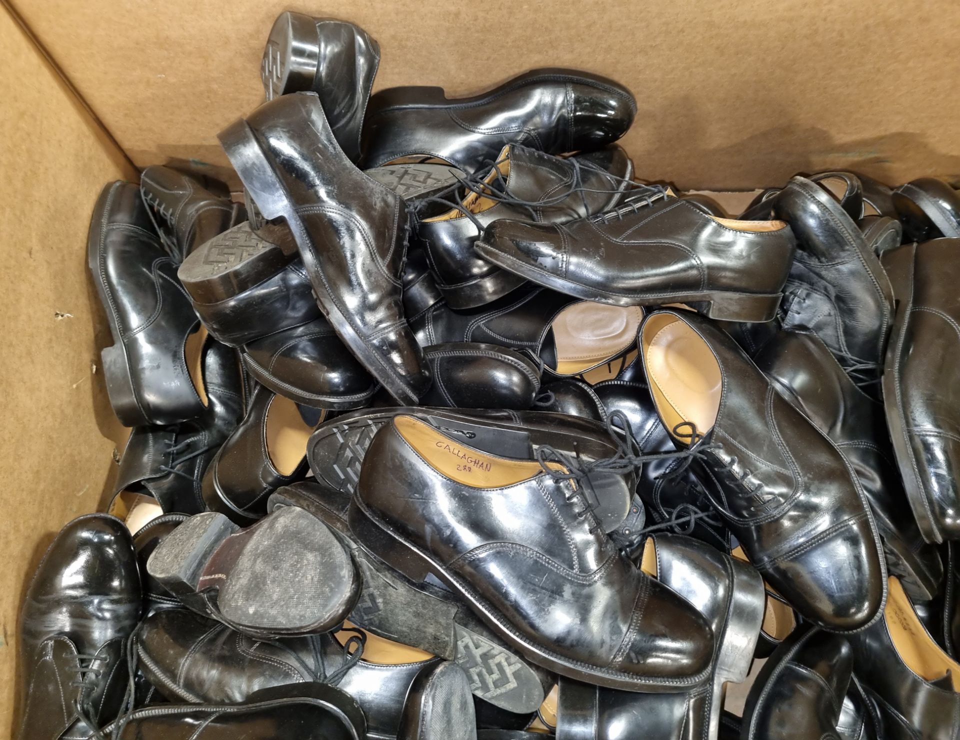 50x pairs of various shoes - different makes & sizes - mixed grades - Image 2 of 5