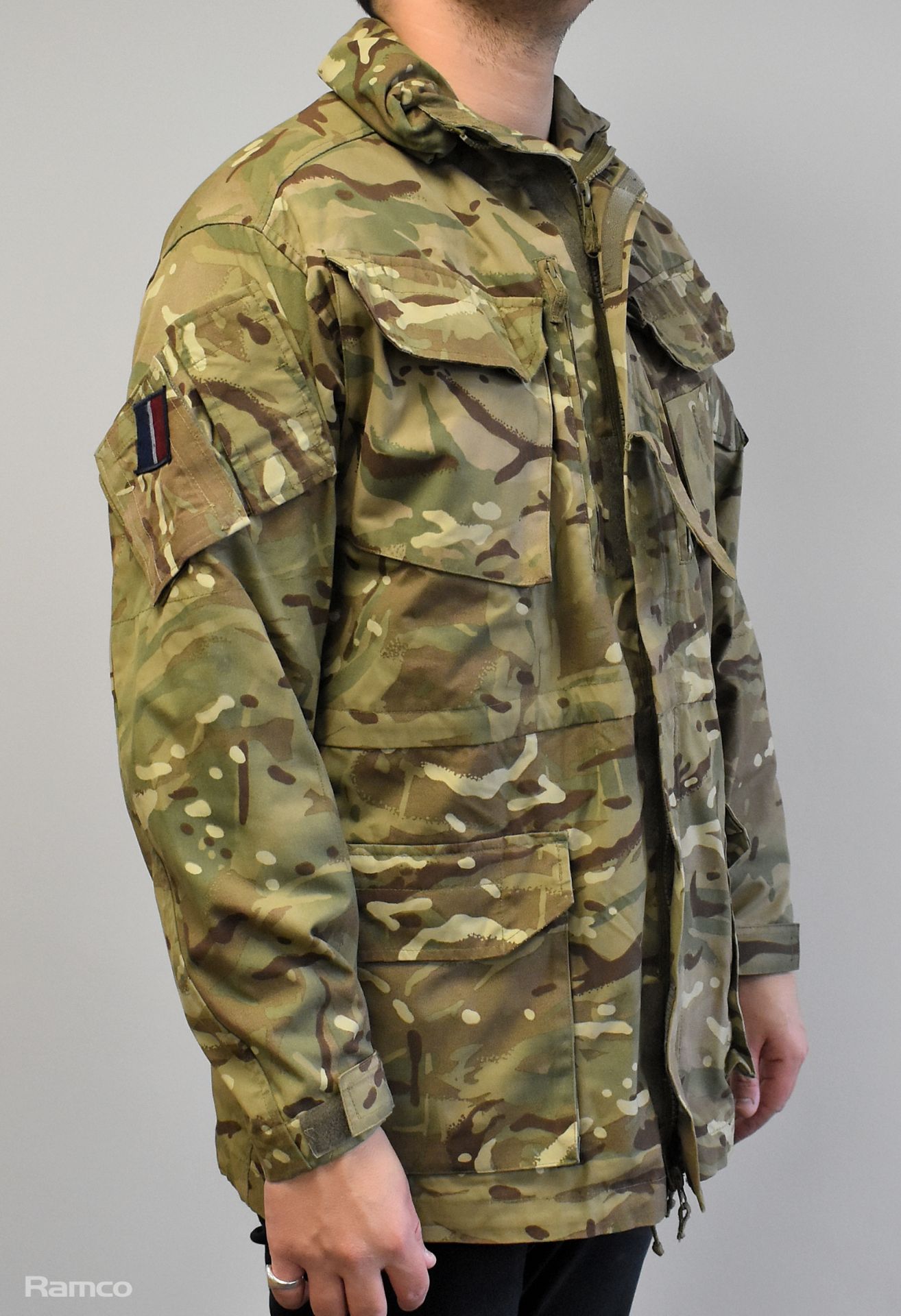 50x British Army MTP windproof smocks - mixed grades and sizes - Bild 4 aus 11