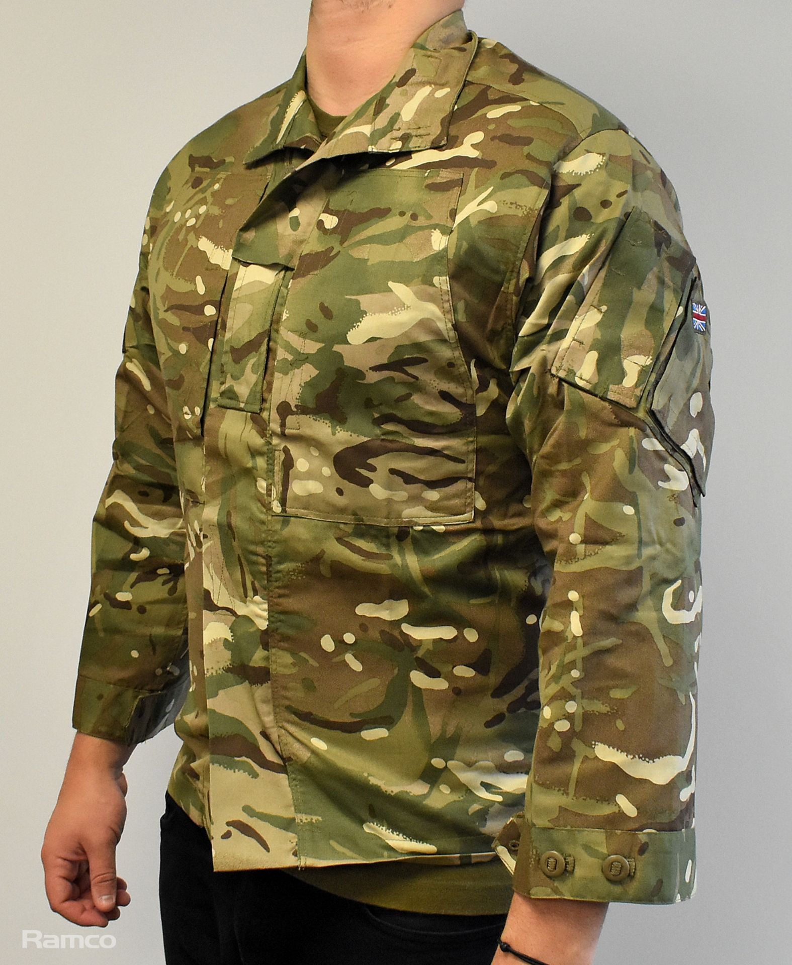 100x British Army MTP combat jackets - mixed types - mixed grades and sizes - Bild 2 aus 11