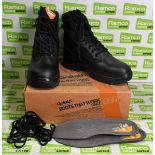 4x pairs of Goliath warm weather boots - Size 9L