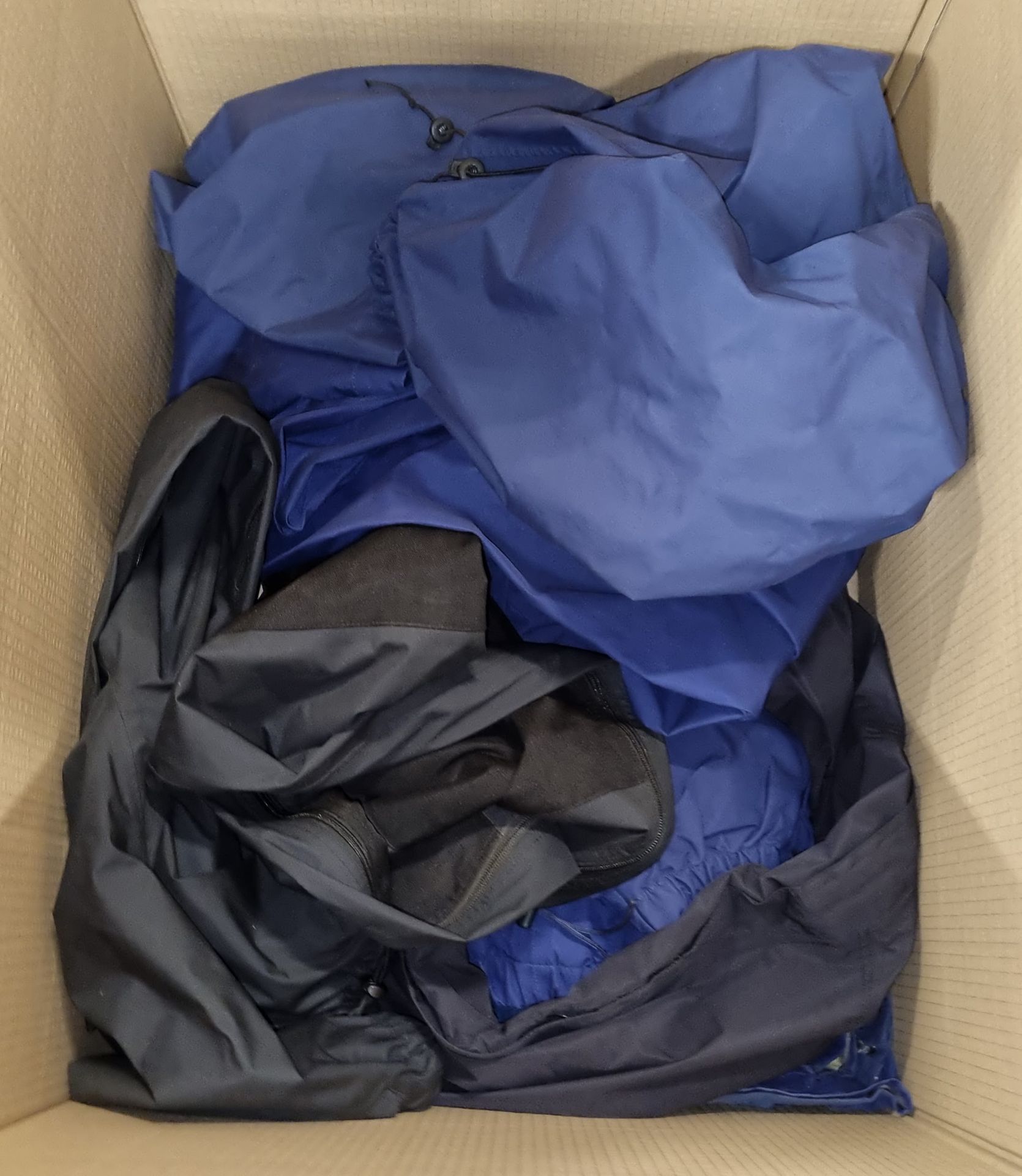 19x pairs of Hiking trousers with Gore-tex - Mountain & Rab - mixed grades and sizes - Bild 3 aus 3
