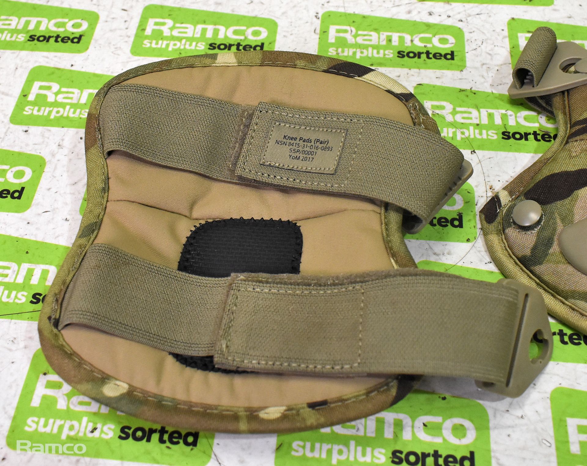 16x British Army MTP knee pads - mixed grades - Image 2 of 6