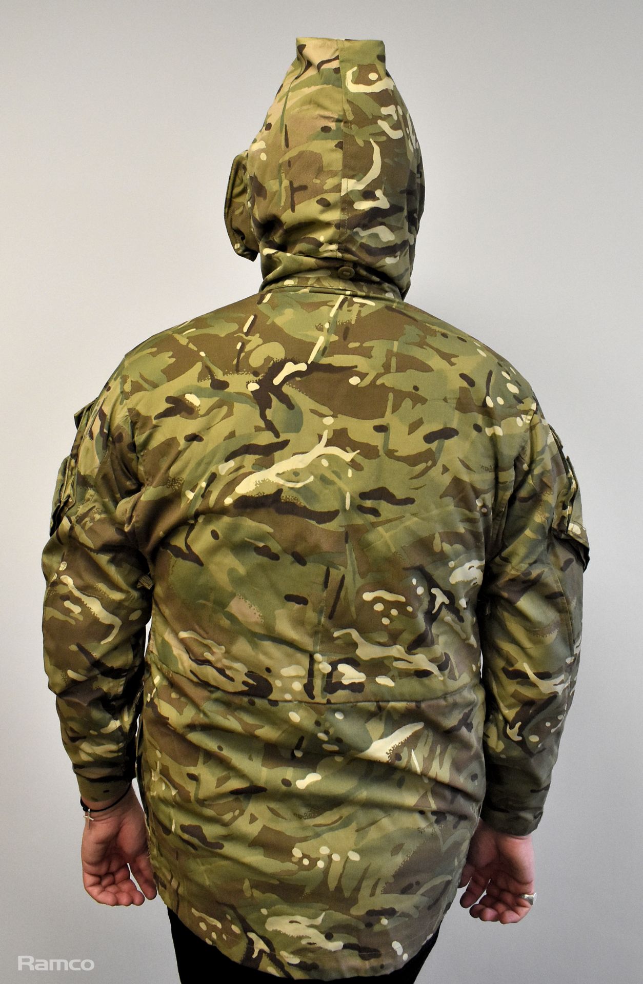 45x British Army MTP combat smocks 2 windproof - mixed grades and sizes - Bild 6 aus 12