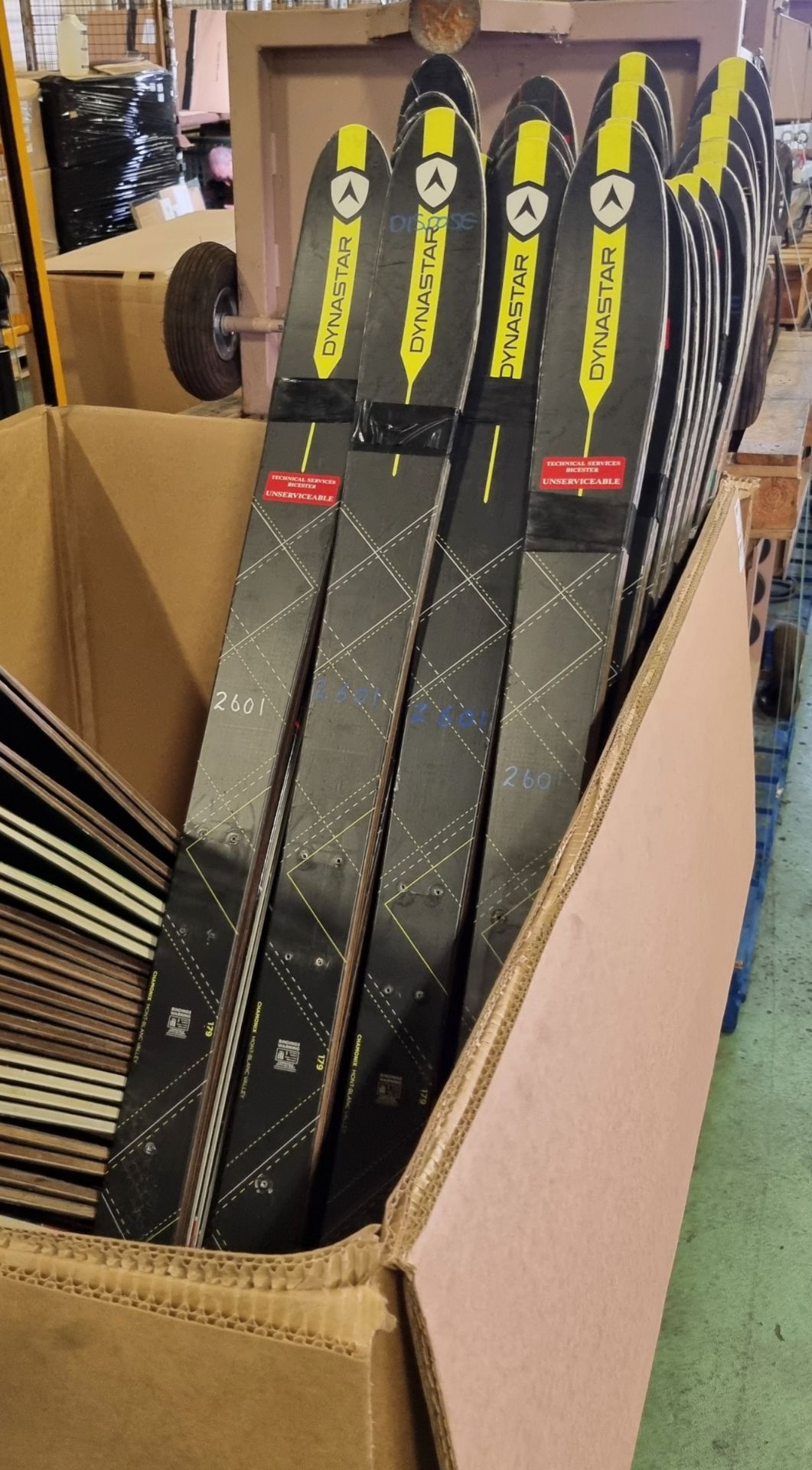 74x pairs of Dynastar Mythic 87 skis - Image 2 of 3
