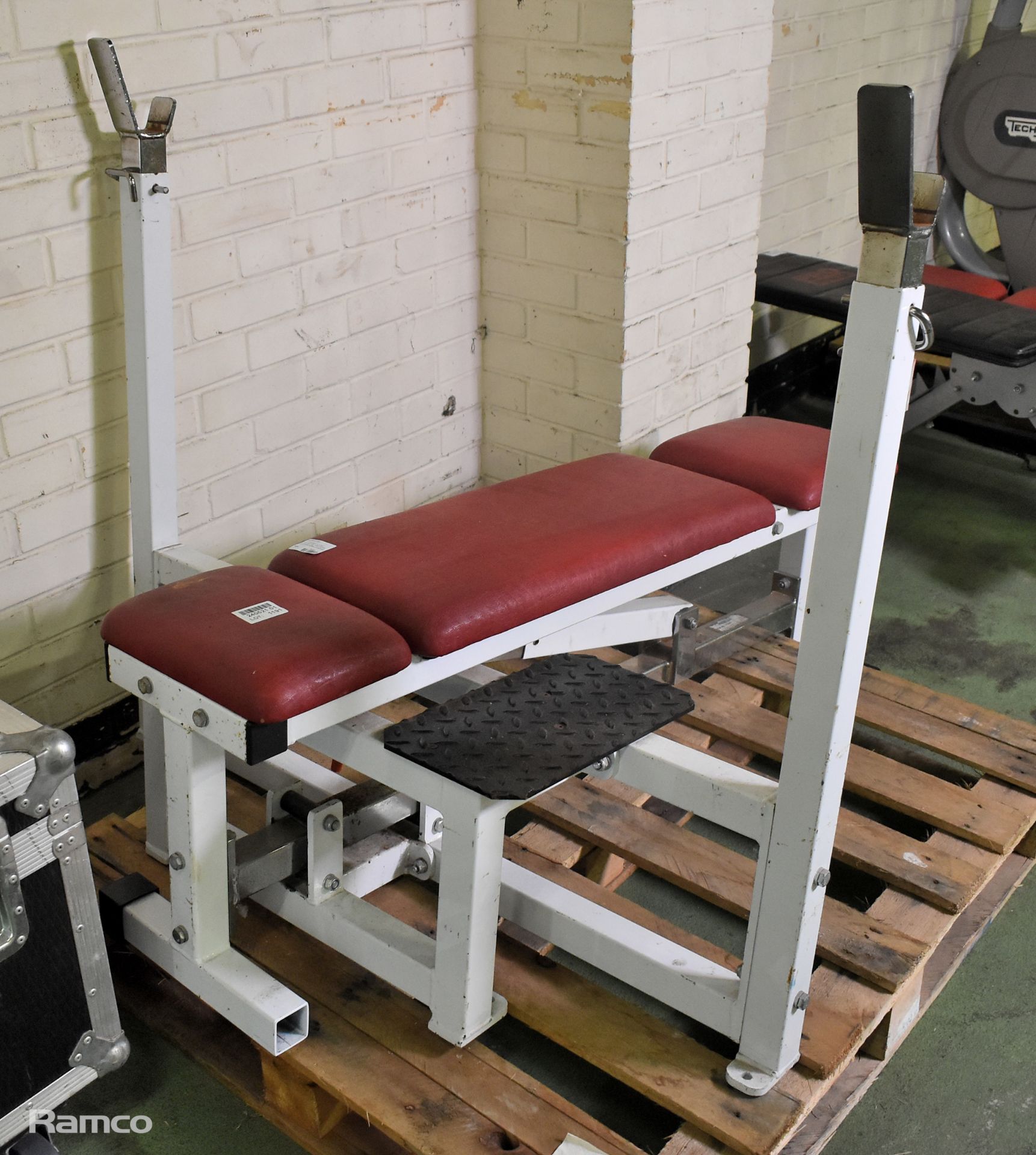 Powersport weight bench with barbell rack - W 1150 x D 1340 x H 1050mm - Image 3 of 7