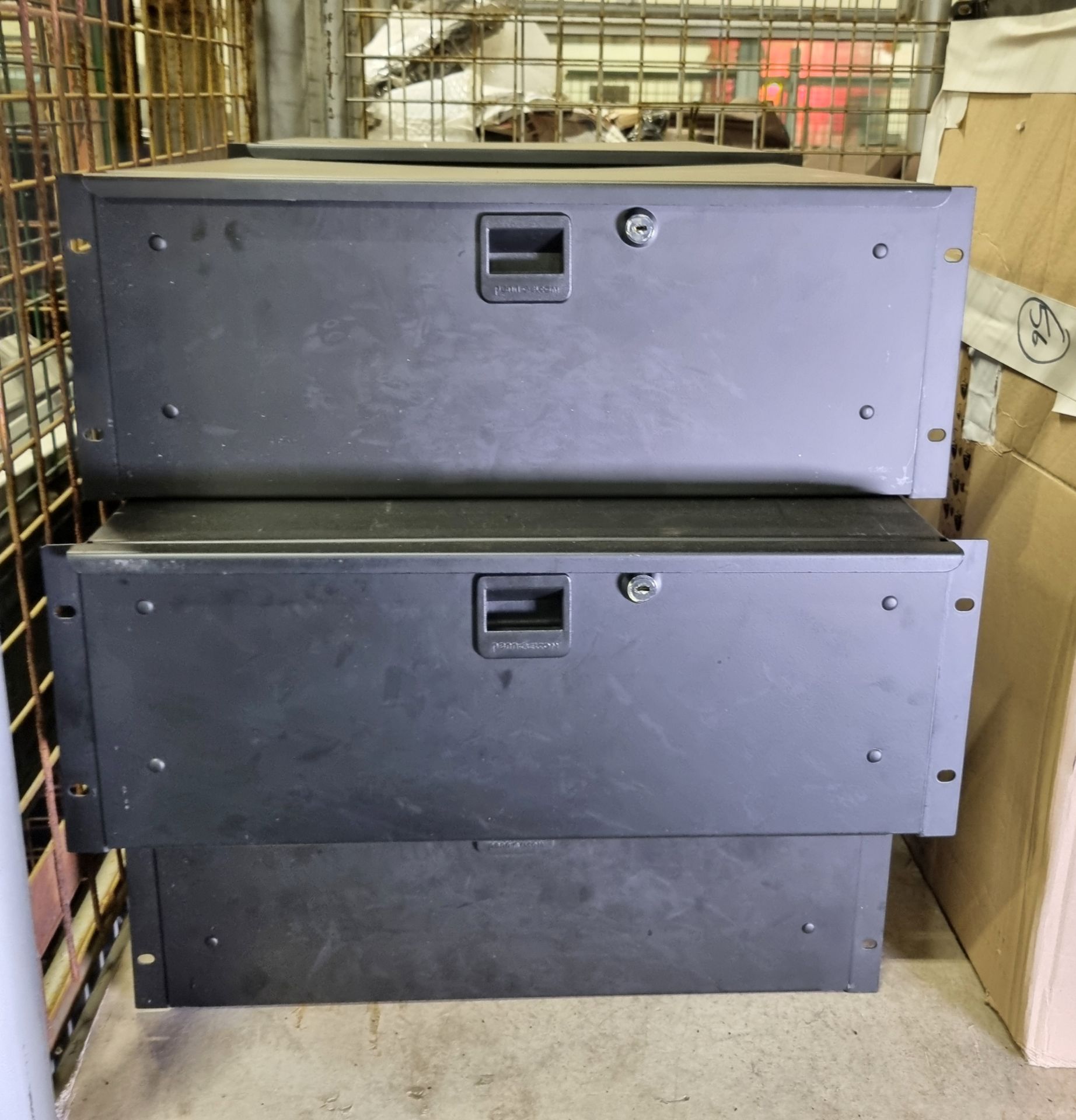 8x Penn Elcom 4U lockable rackmount drawers, 1x 2U rackmount shelf & approx 50x 1U rackmount shelves - Image 2 of 3