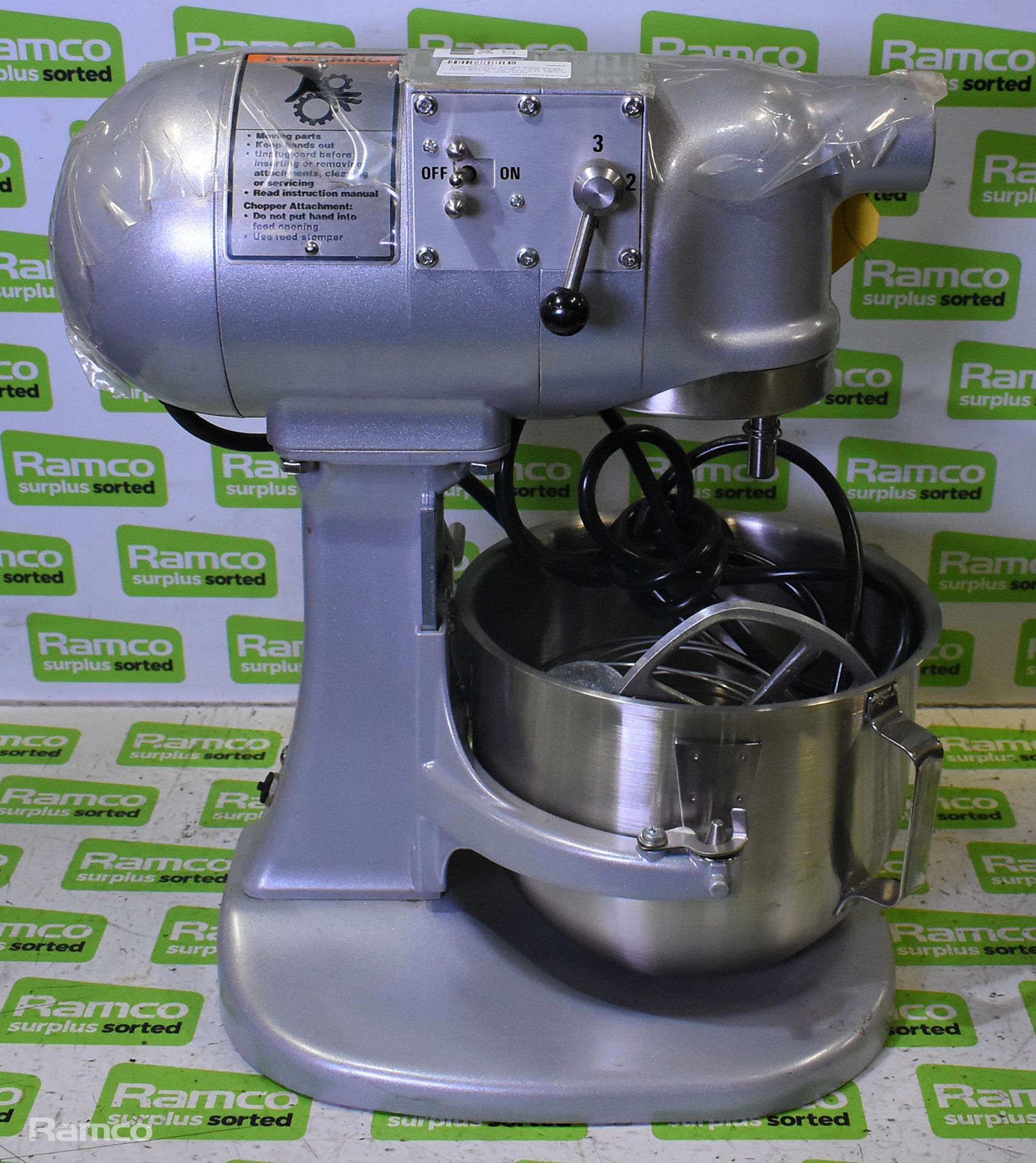 Hobart N50 small food mixer with accessories - 100-120V - 1ph - 60Hz - W 270 x D 380 x H 430mm - Image 3 of 10